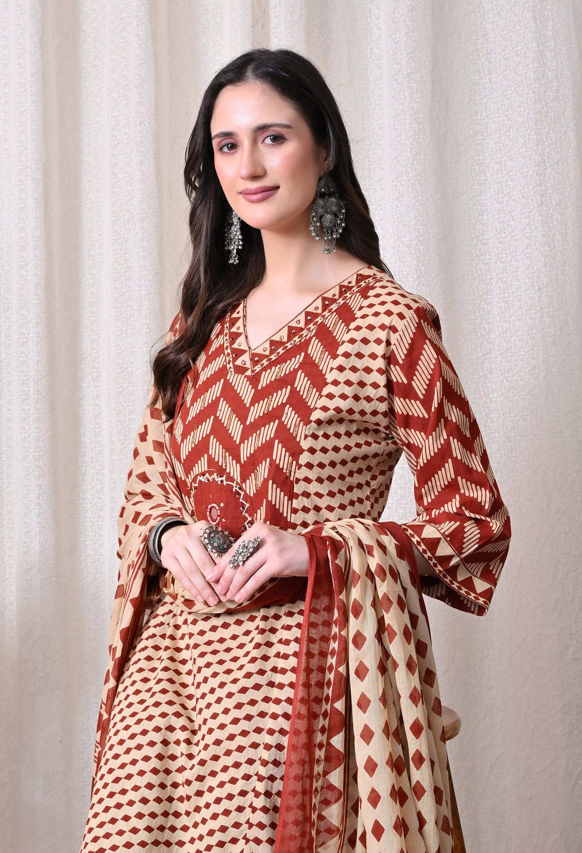 MEERA FAB Women Printed Regular Pure Cotton Straight Embroidery Kurta with Palazzos & with Dupatta