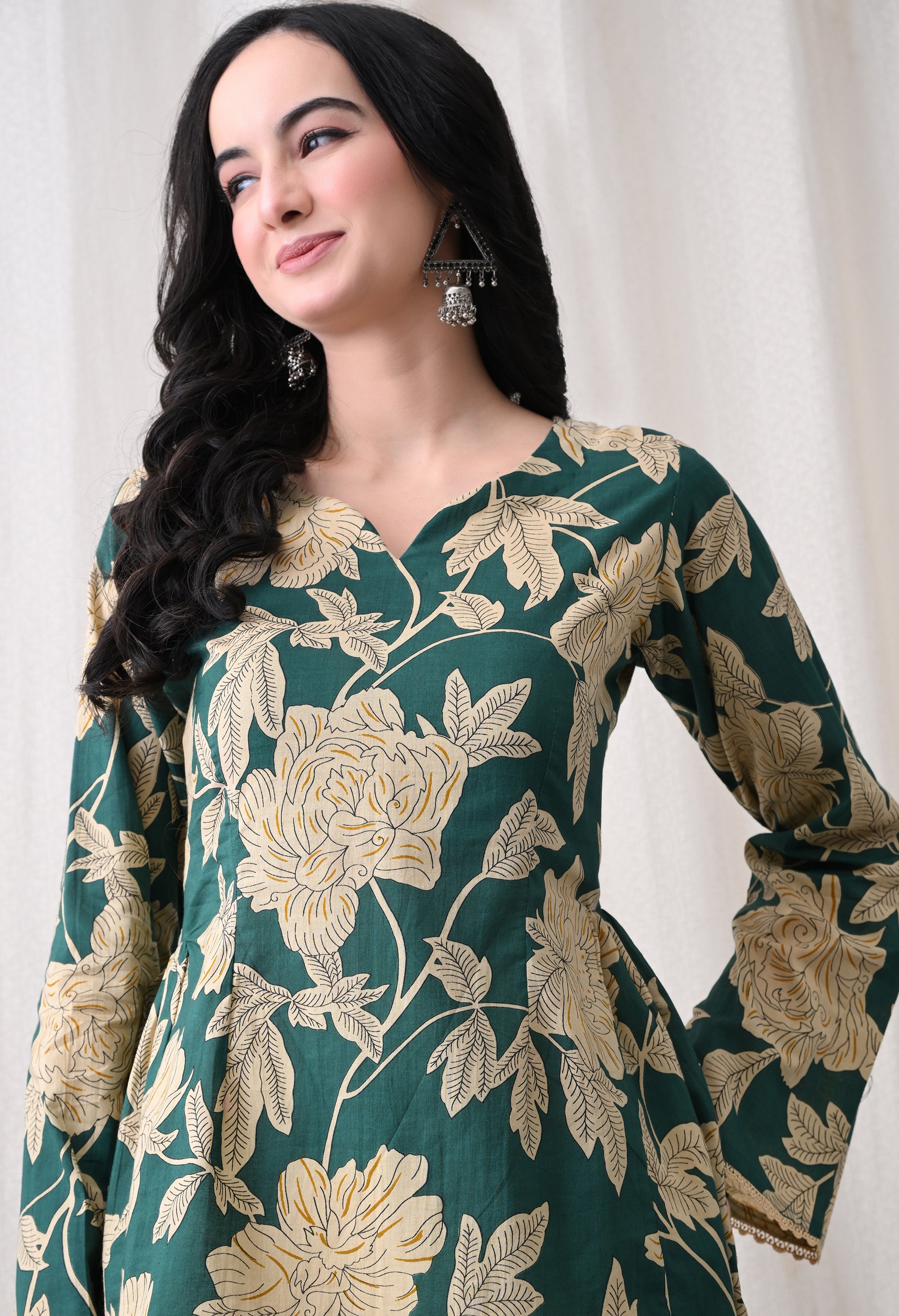 MEERA FAB Women's Summer Floral Printed Cotton Short Kurta Bell Sleeves | Floral Printed Kurta | Short Kurti for Women