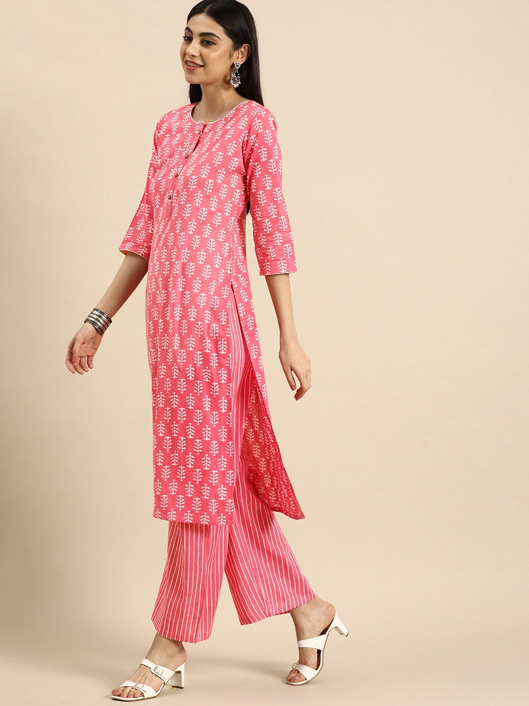MEERA FAB Women's Cotton Printed Floral Straight Kurta with Palazzo