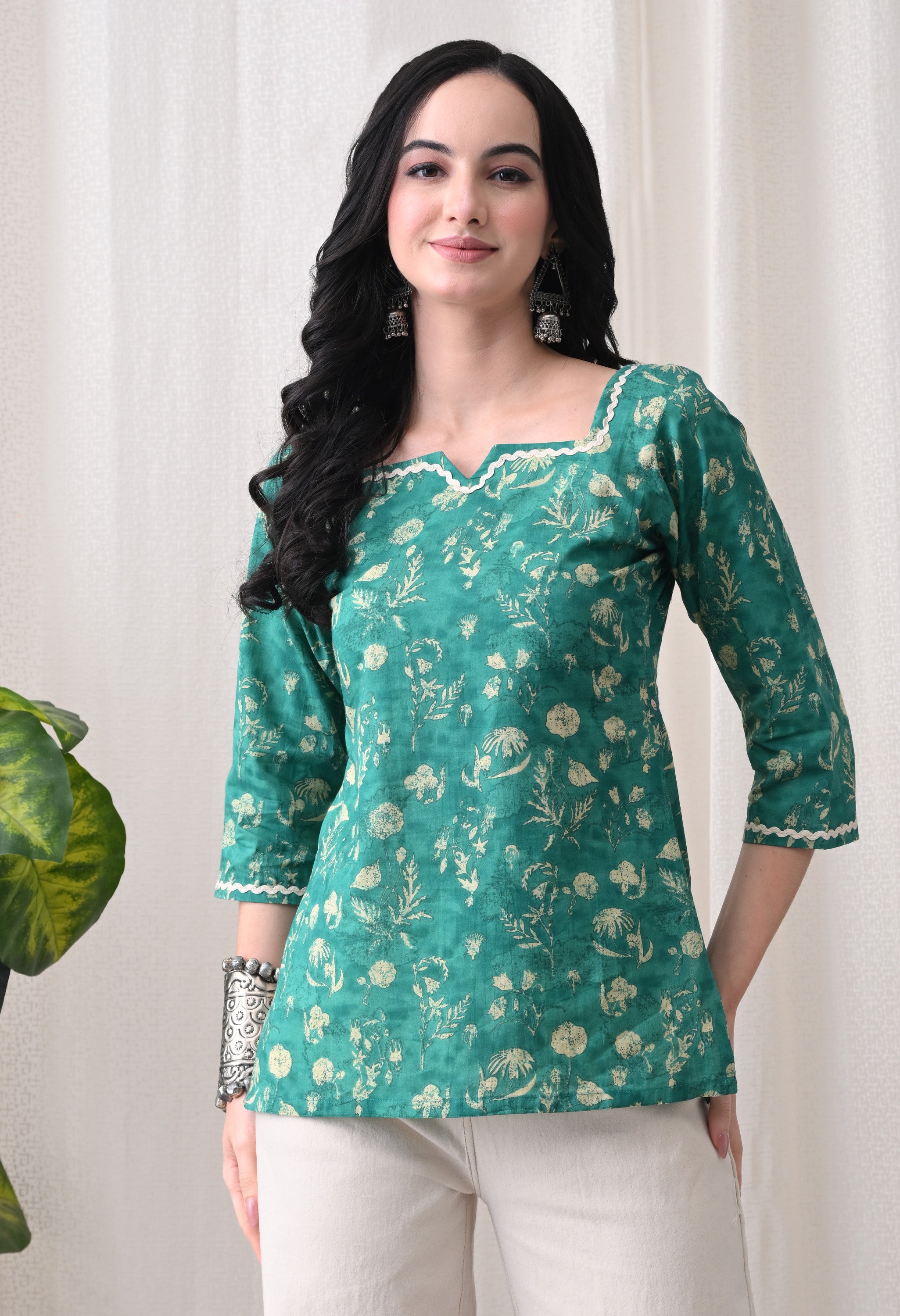 MEERA FAB Women Cotton Printed A-Line Tunic Top with Square Neck | Floral Printed Top with 3/4 Sleeves | Short Kurti for Women