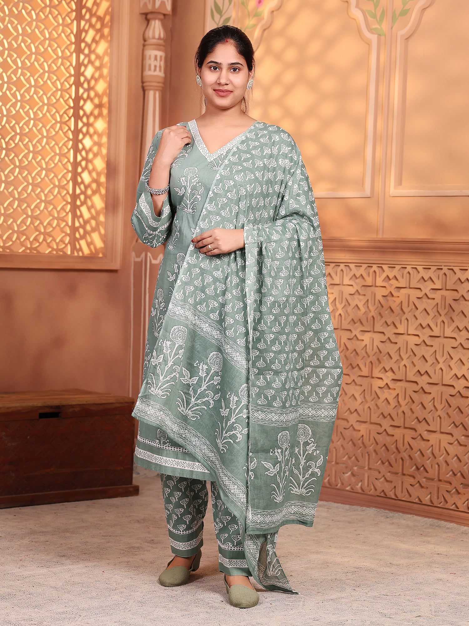 MEERA FAB Plus Size Women's Cotton Blend Straight Printed Kurta with Palazzo & Dupatta