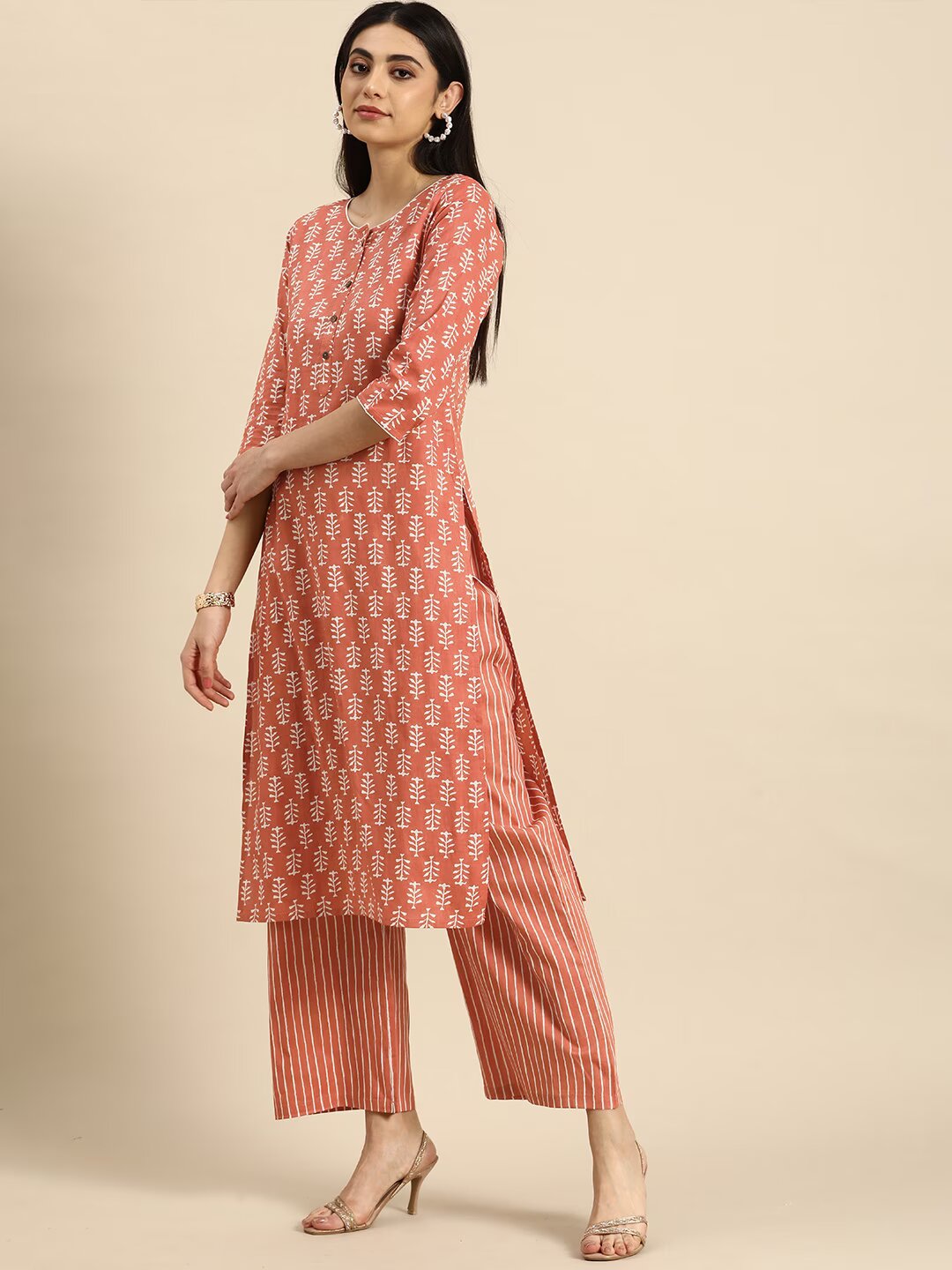 MEERA FAB Women's Cotton Printed Floral Straight Kurta with Palazzo
