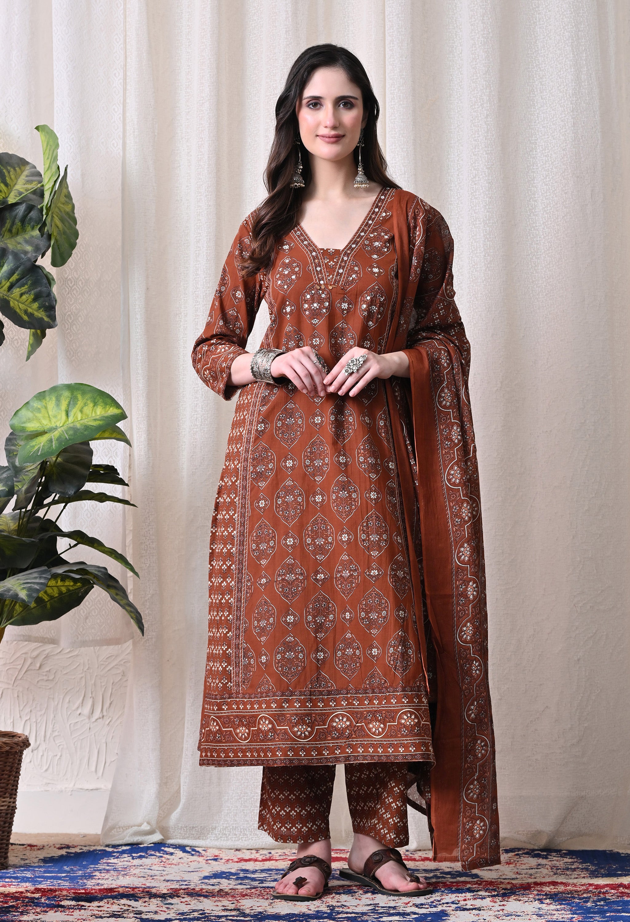 MEERA FAB Women Printed Regular Pure Cotton Straight Kurta with Palazzos & with Dupatta