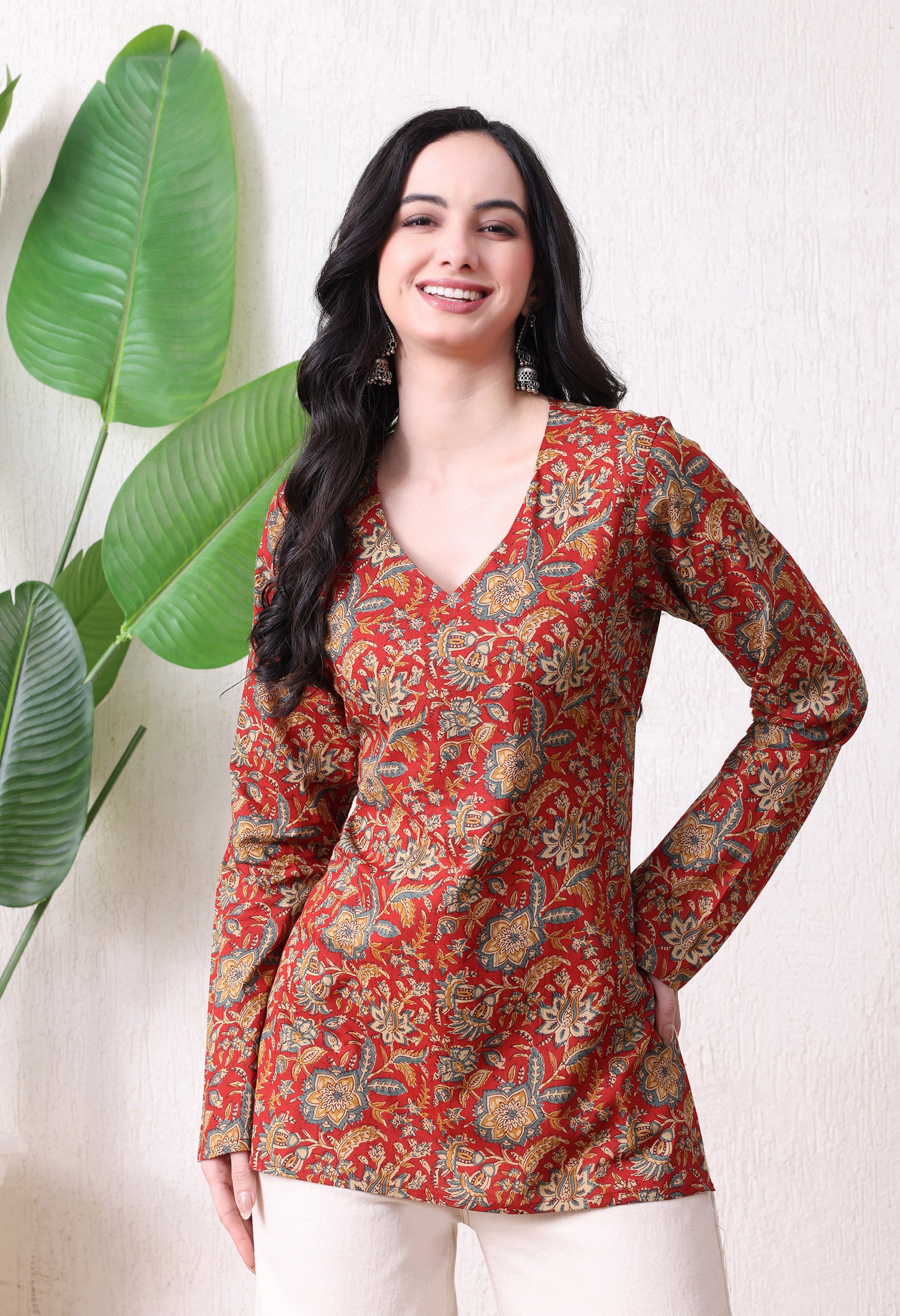 MEERA FAB Women's Floral Printed Cotton Short Kurta | Floral Printed Kurta with Full Sleeves | Short Kurti for Women
