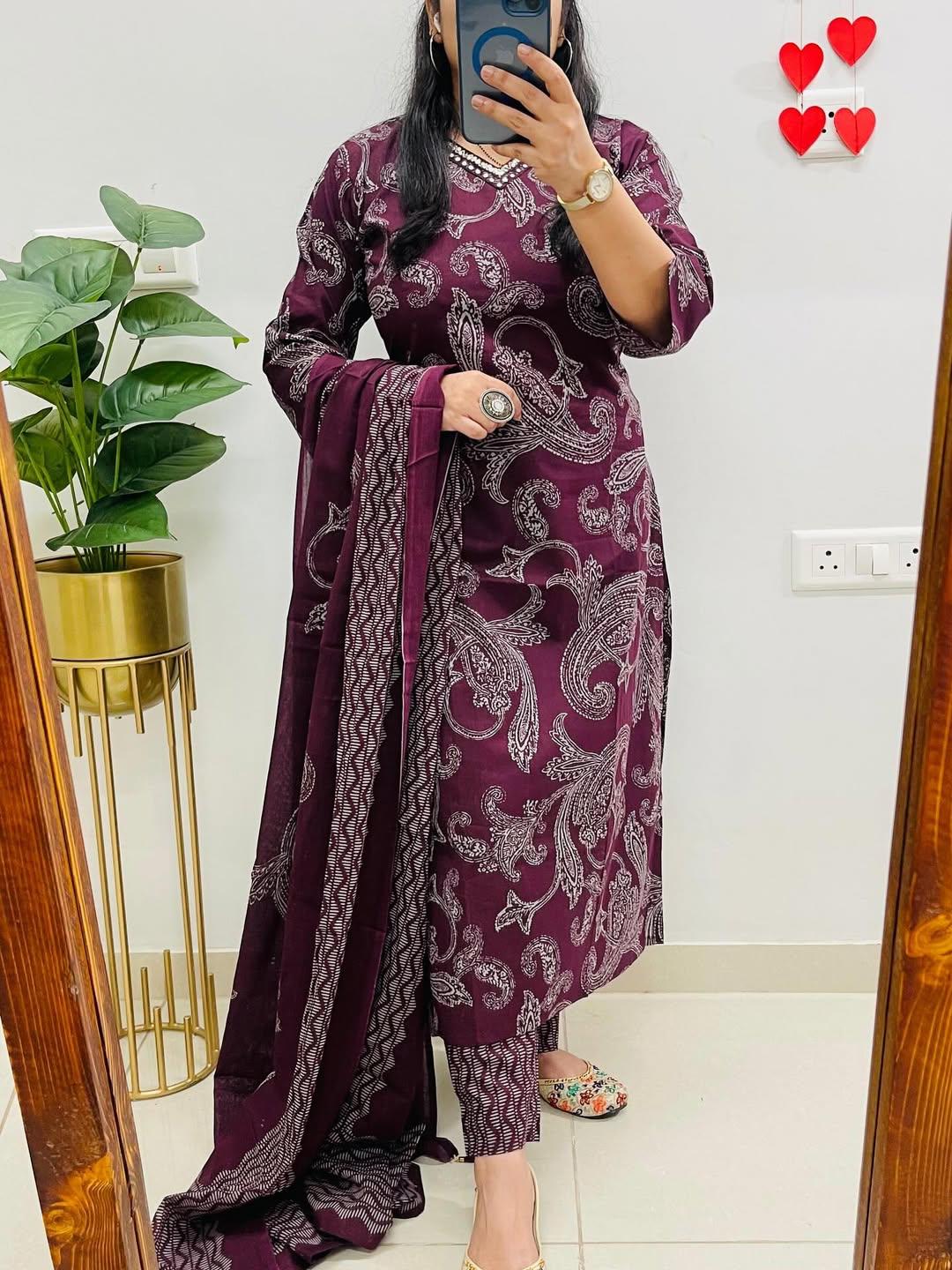 MEERA FAB Women Floral Printed Panelled Sequinned Pure Cotton Anarkali V-Neck Kurta with Trousers & Dupatta