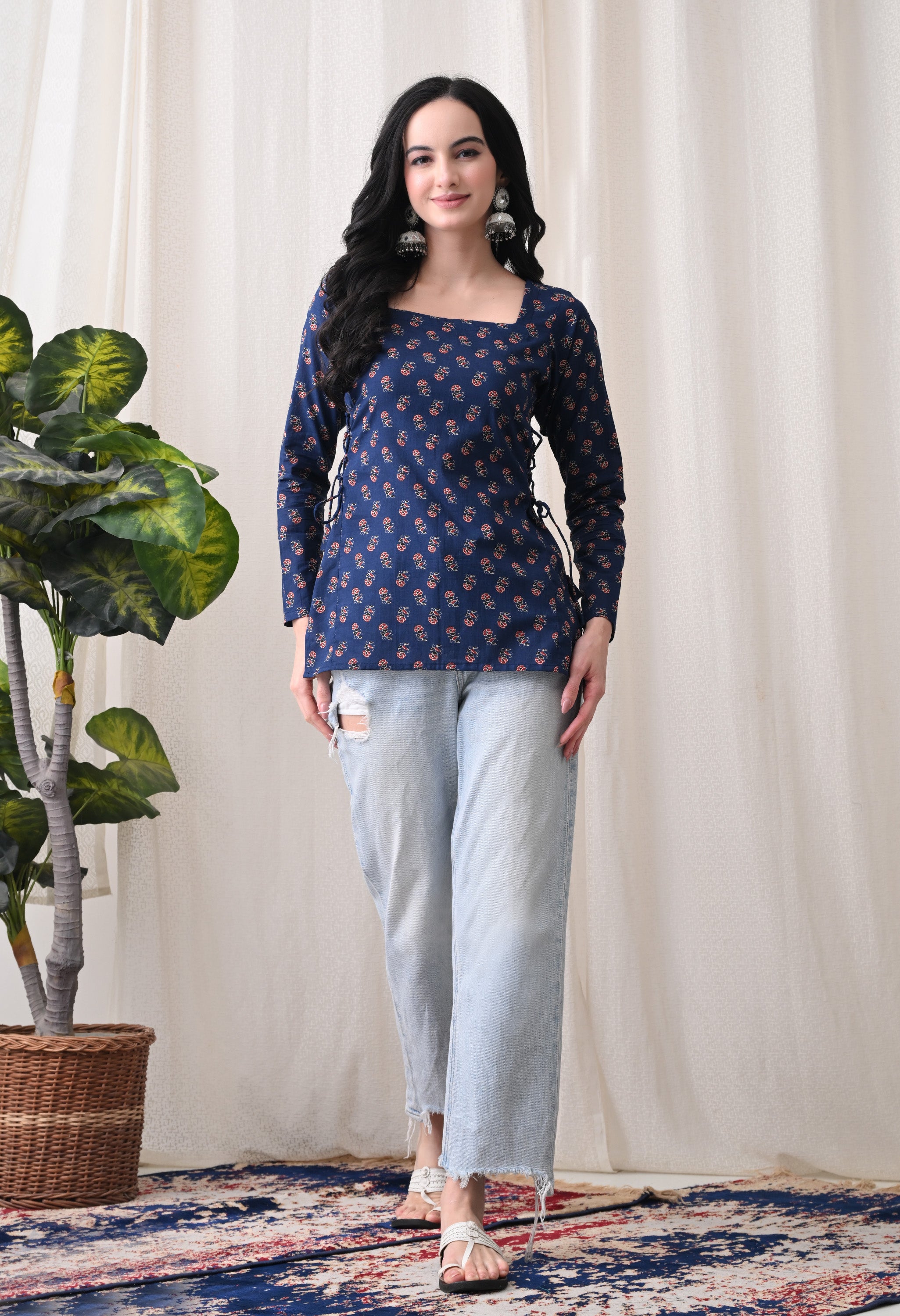 MEERA FAB Women's Floral Printed Cotton Short Kurta Square Neck | Floral Printed Kurta with Full Sleeves | Short Kurti for Women