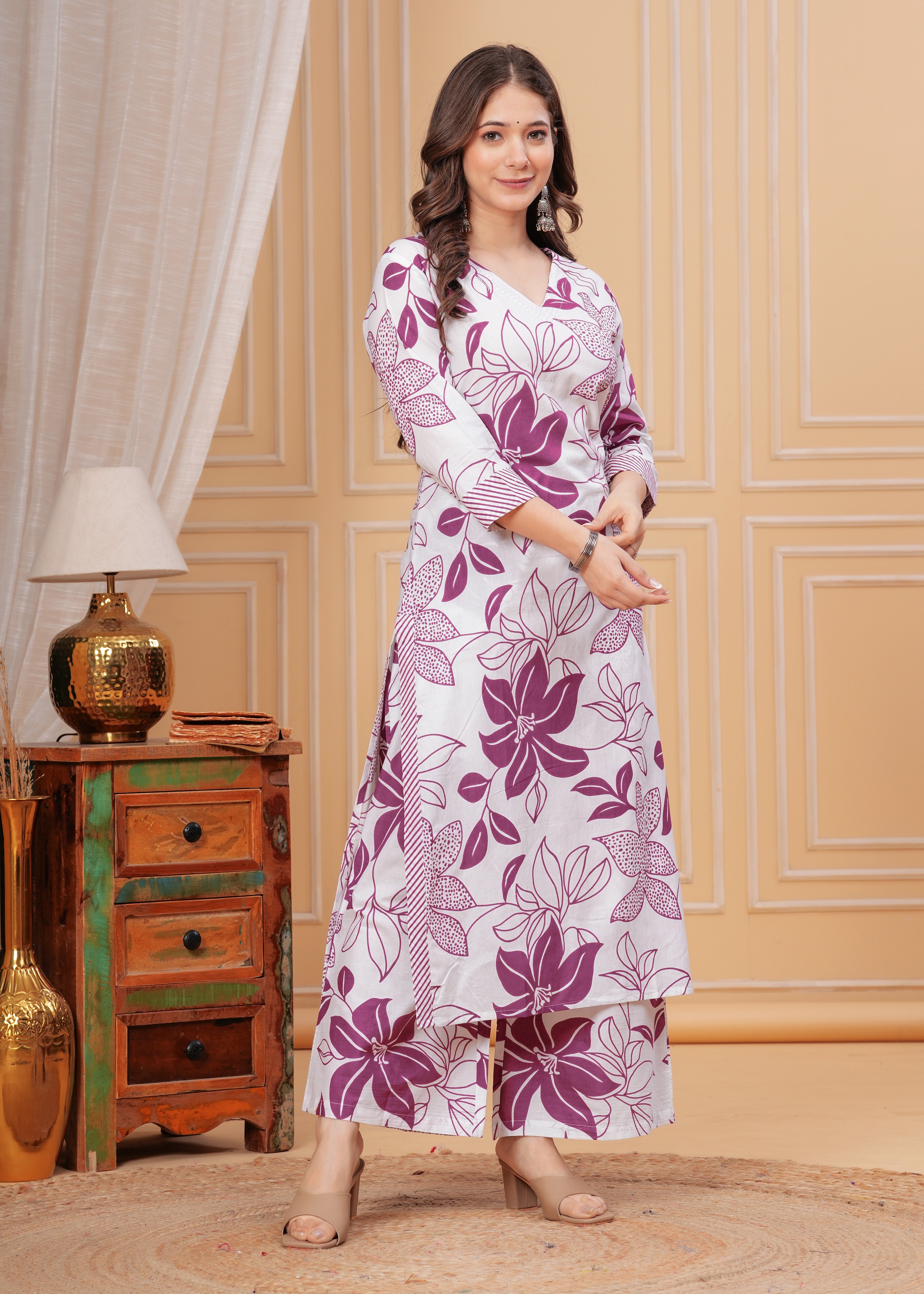 MEERA FAB Women's Rayon Straight Printed Kurta with Pant