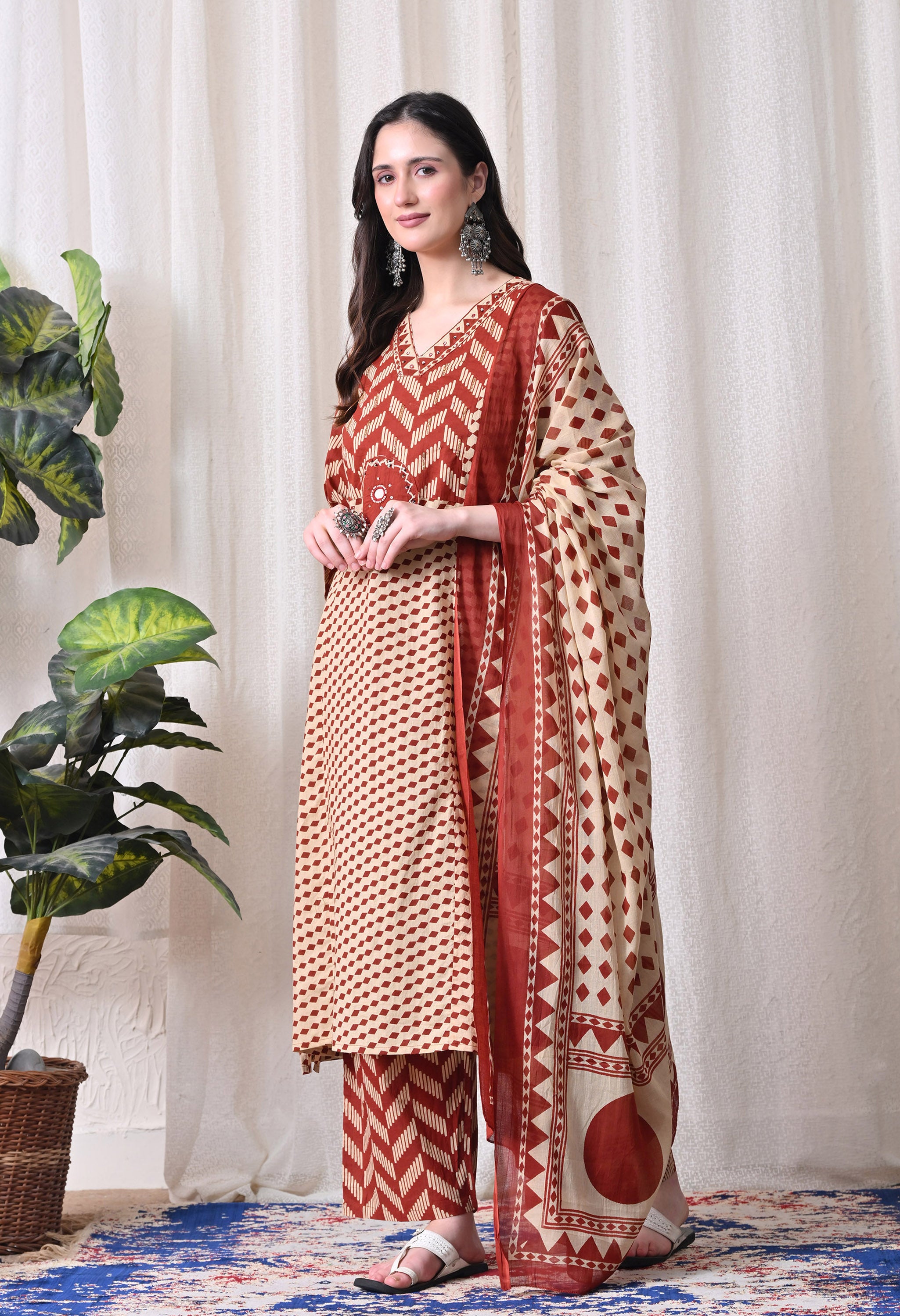 MEERA FAB Women Printed Regular Pure Cotton Straight Embroidery Kurta with Palazzos & with Dupatta