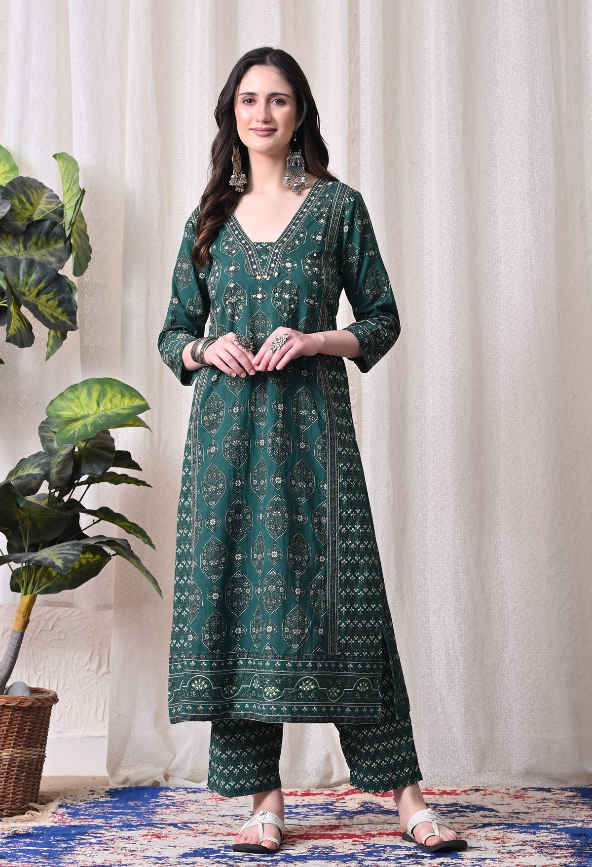 MEERA FAB Women Printed Regular Pure Cotton Straight Kurta with Palazzos & with Dupatta