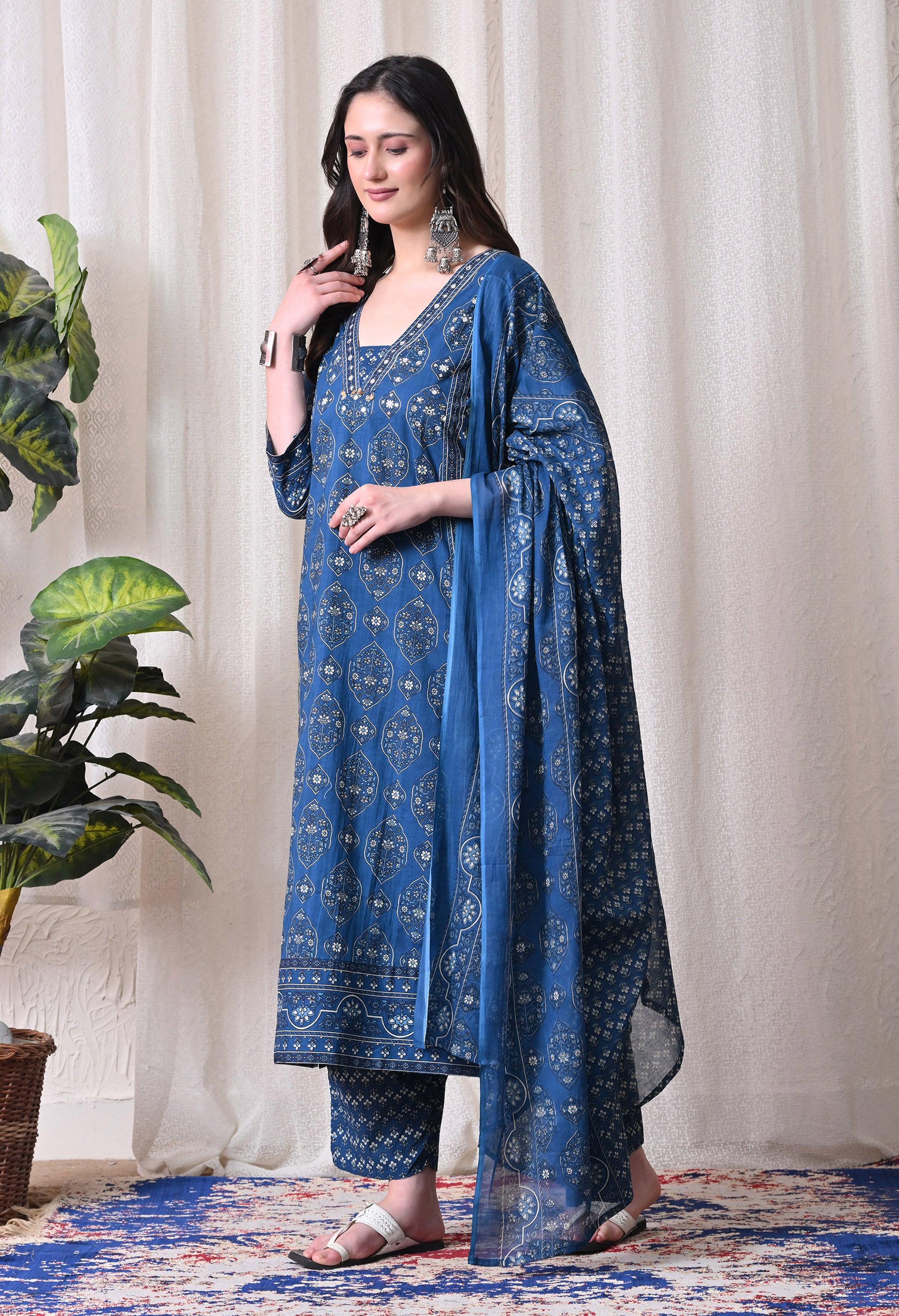 MEERA FAB Women Printed Regular Pure Cotton Straight Kurta with Palazzos & with Dupatta