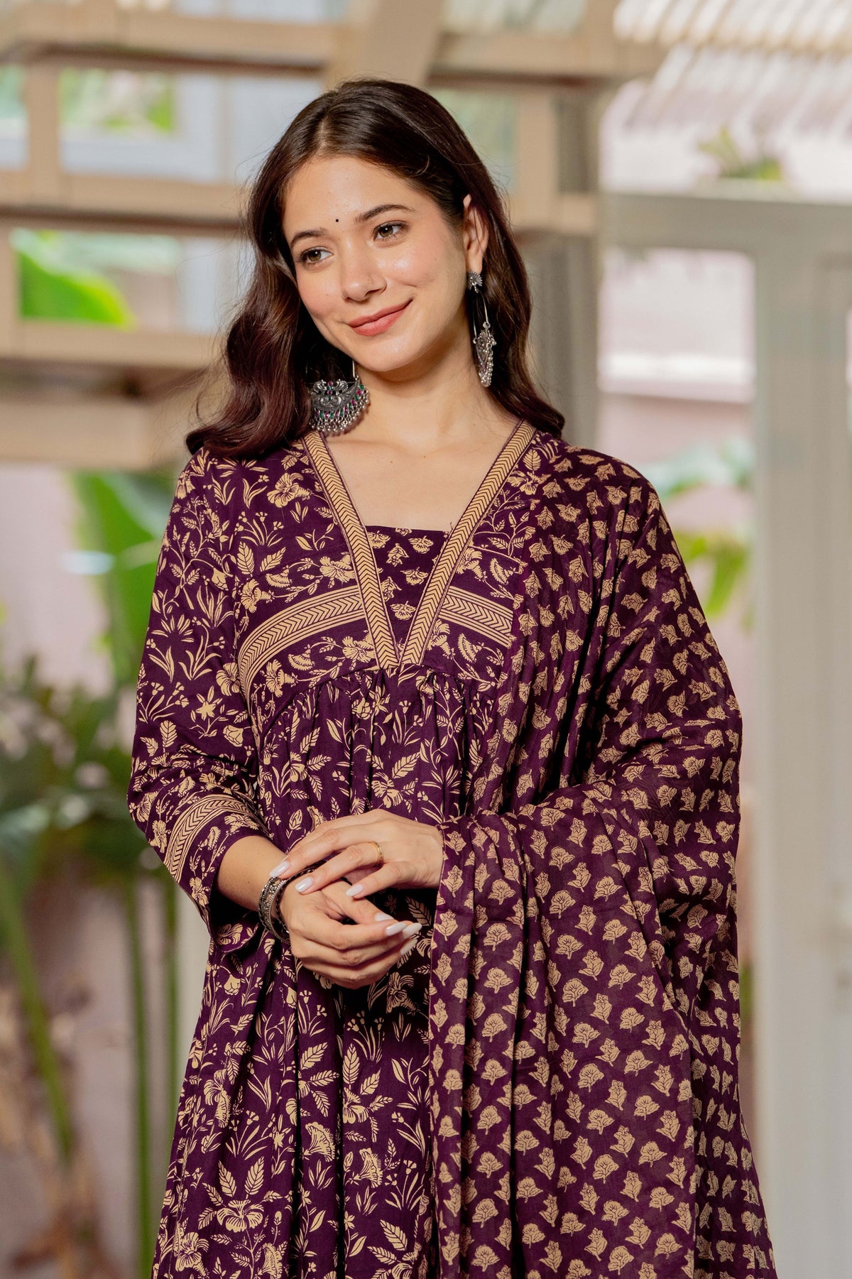 MEERA FAB Women Floral Printed Regular Pure Cotton V NECK Anarkali Kurta with Palazzos & with Dupatta