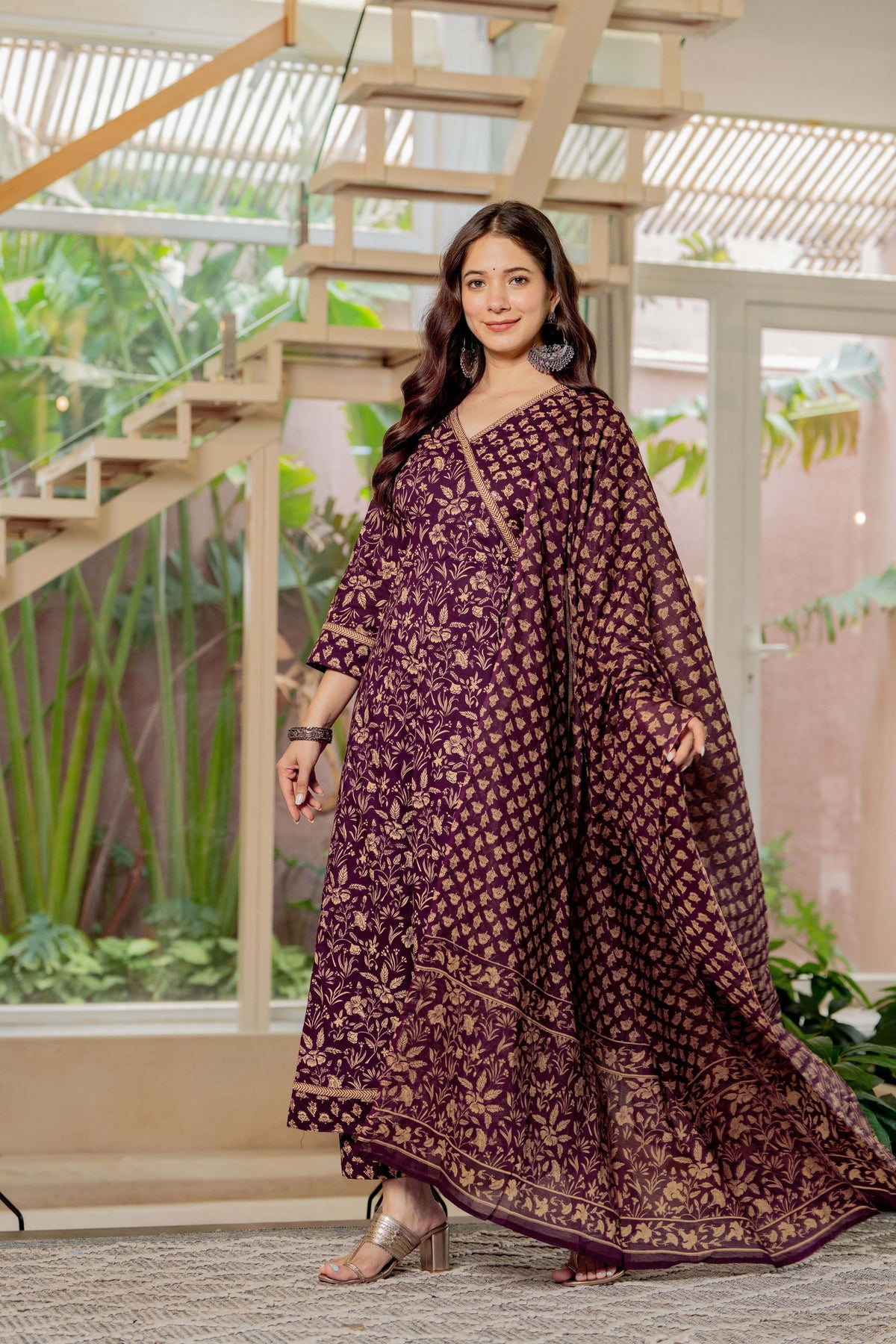 MEERA FAB Women Floral Printed Regular Pure Cotton V NECK Anarkali Kurta with Palazzos & with Dupatta (Copy)
