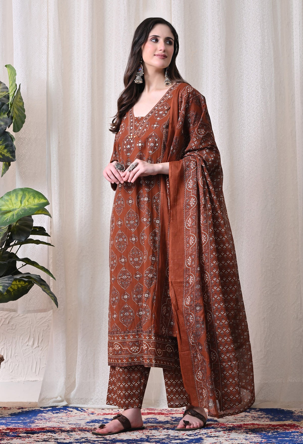 MEERA FAB Women Printed Regular Pure Cotton Straight Kurta with Palazzos & with Dupatta
