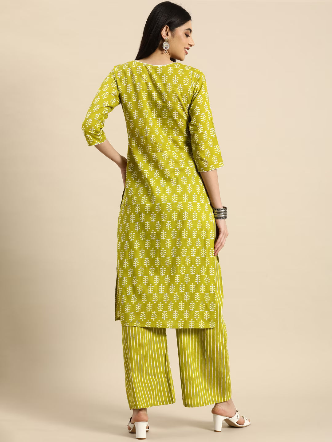 MEERA FAB Women's Cotton Printed Floral Straight Kurta with Palazzo