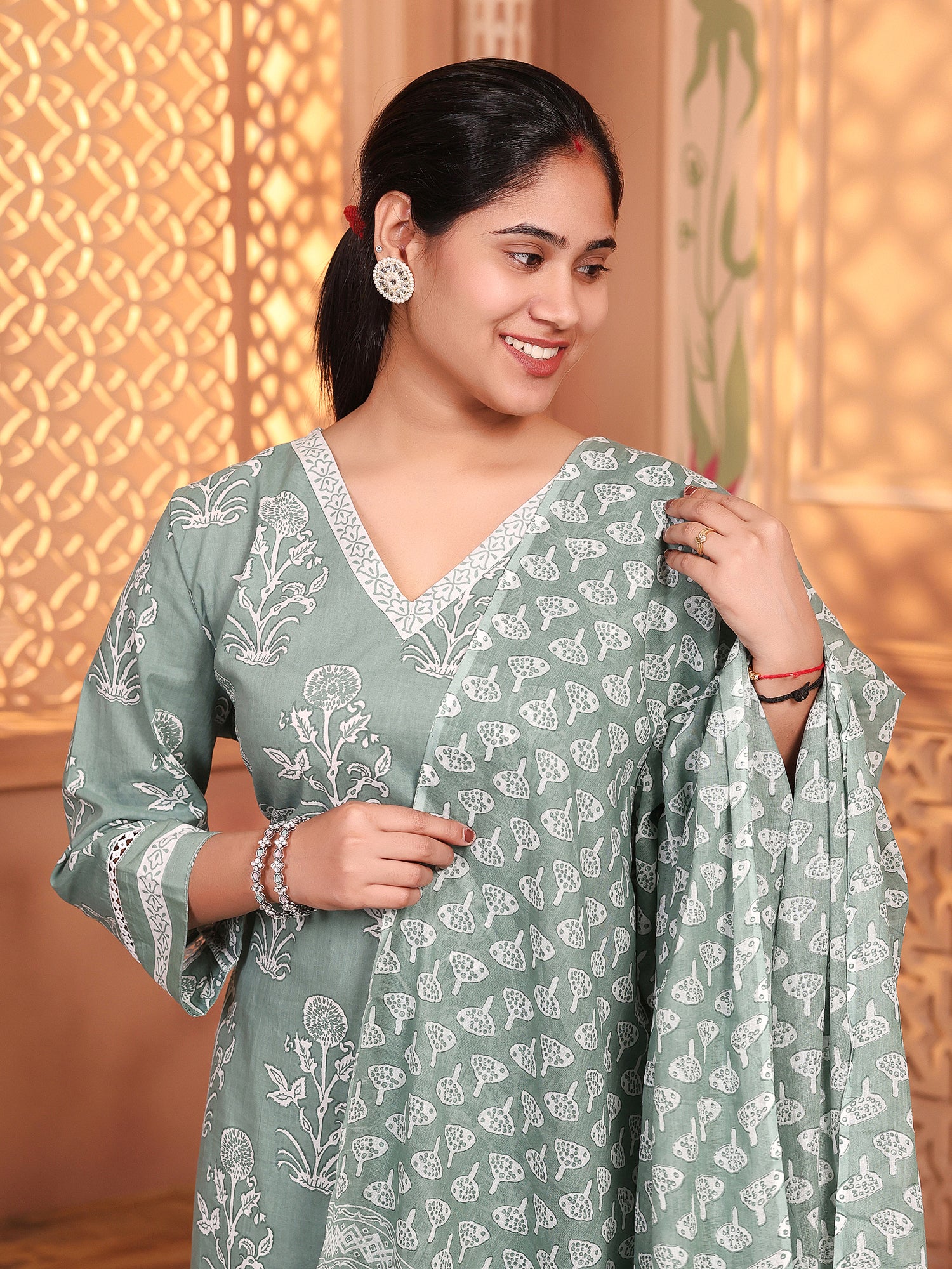 MEERA FAB Plus Size Women's Cotton Blend Straight Printed Kurta with Palazzo & Dupatta