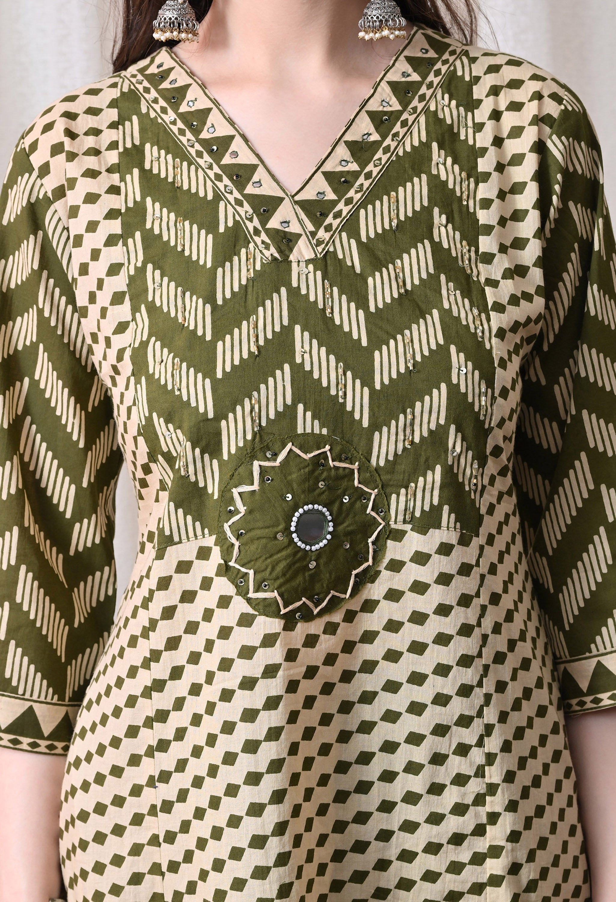 MEERA FAB Women Printed Regular Pure Cotton Straight Embroidery Kurta with Palazzos & with Dupatta