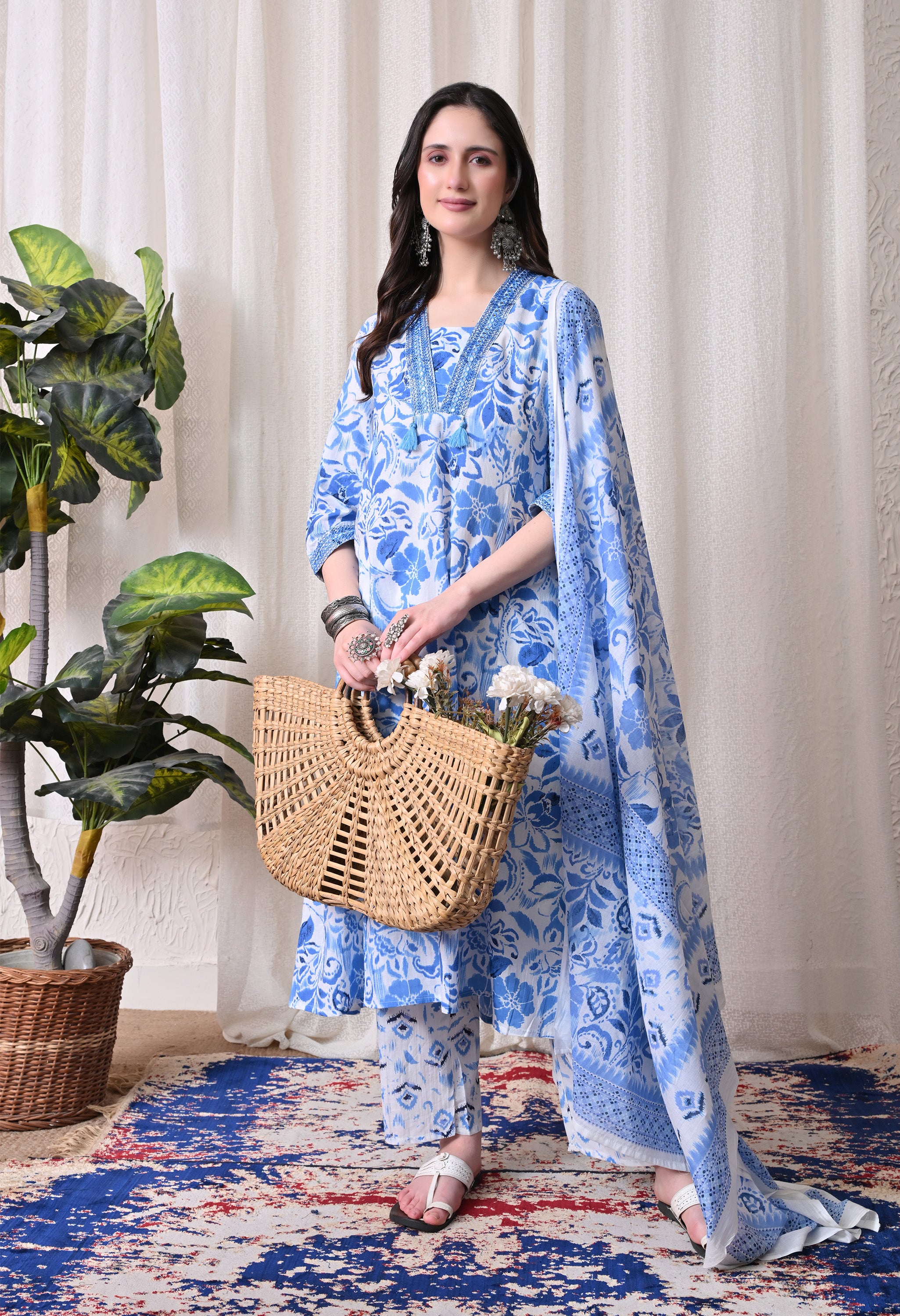MEERA FAB Women Floral Printed Regular Pure Cotton Anarkali Kurta with Palazzos & with Dupatta