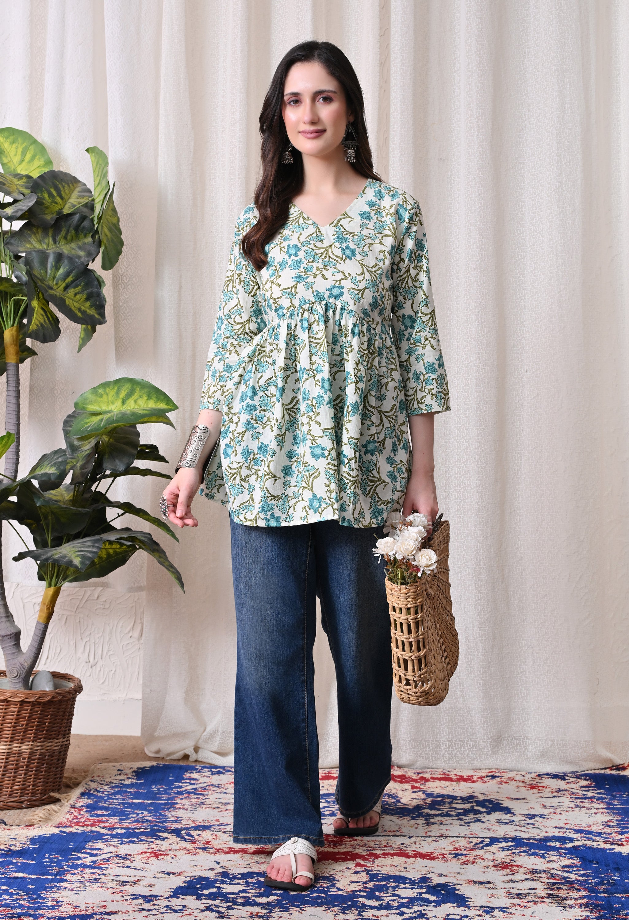 MEERA FAB Women Cotton Printed A-Line Tunic Top with V Neck | Floral Printed Top with Sleevesless | Short Kurti for Women