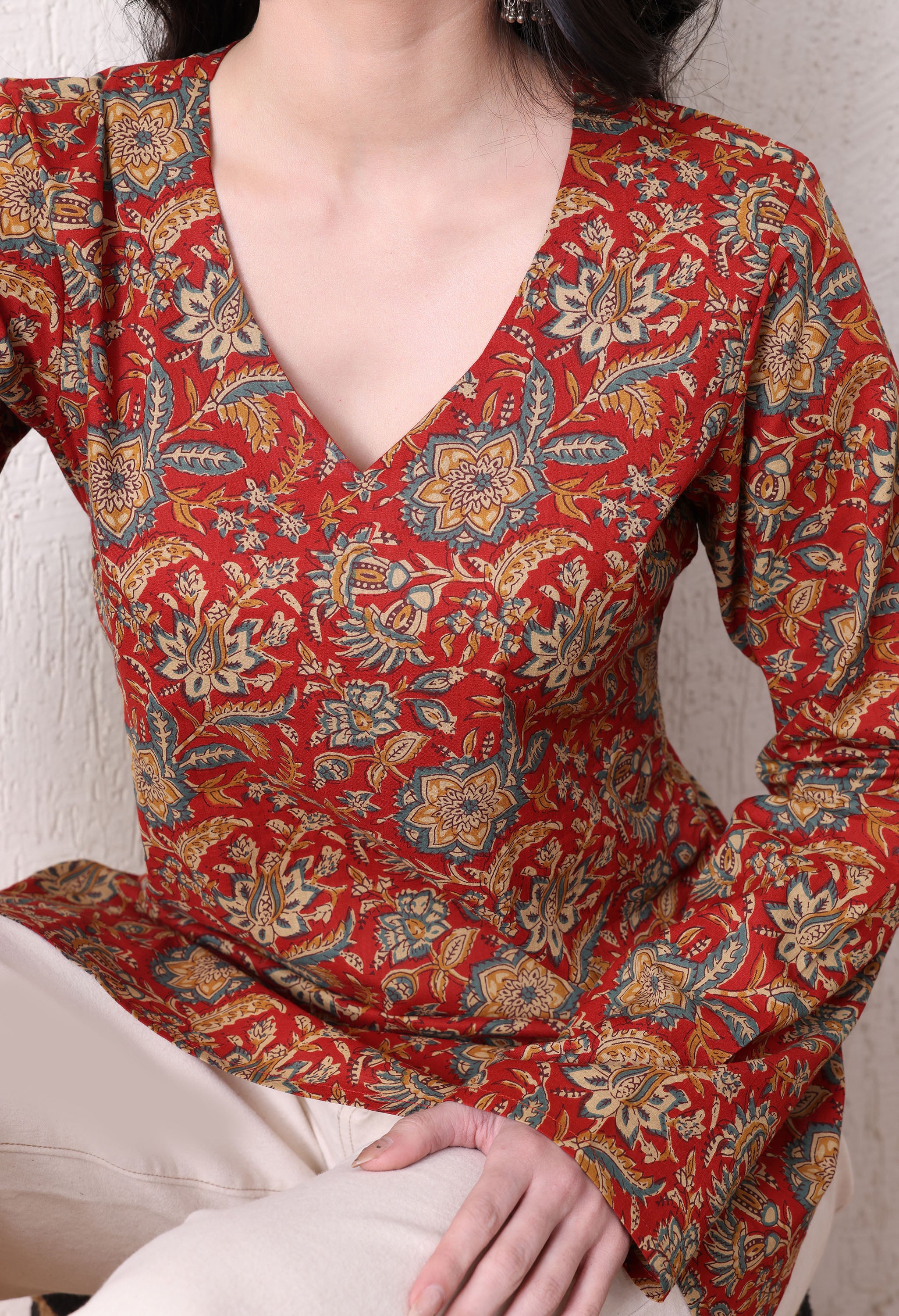 MEERA FAB Women's Floral Printed Cotton Short Kurta | Floral Printed Kurta with Full Sleeves | Short Kurti for Women