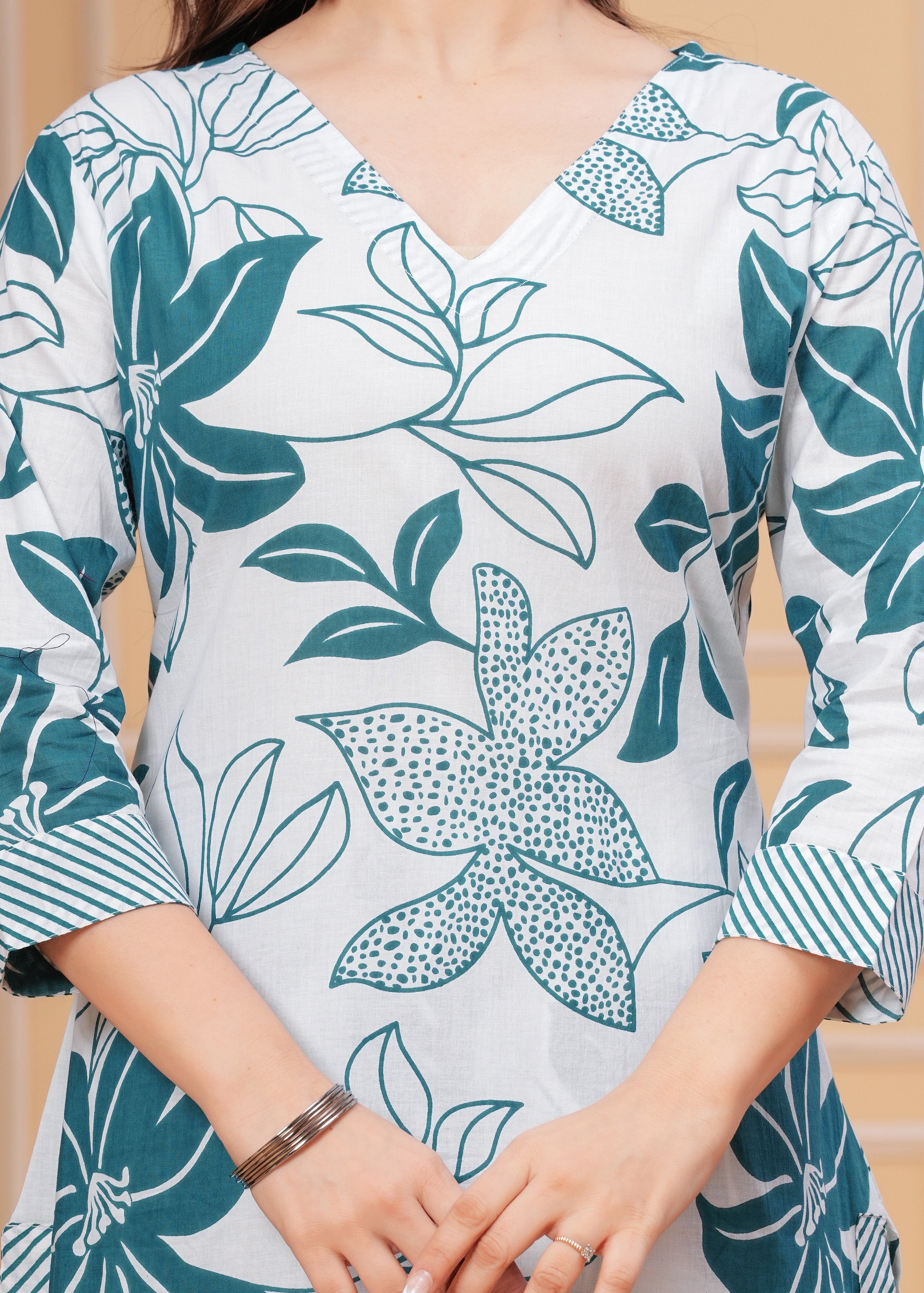 MEERA FAB Women's Rayon Straight Printed Kurta with Pant