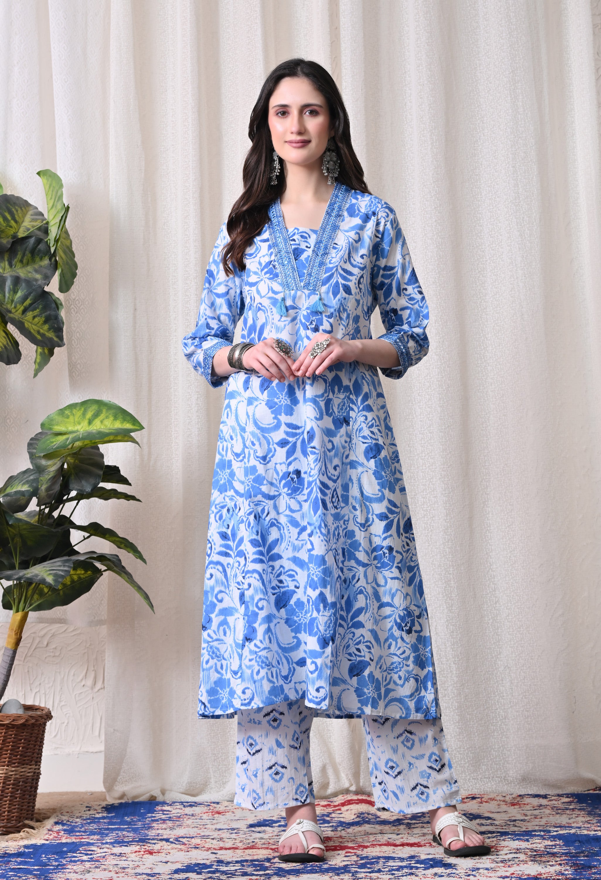 MEERA FAB Women Floral Printed Regular Pure Cotton Anarkali Kurta with Palazzos & with Dupatta