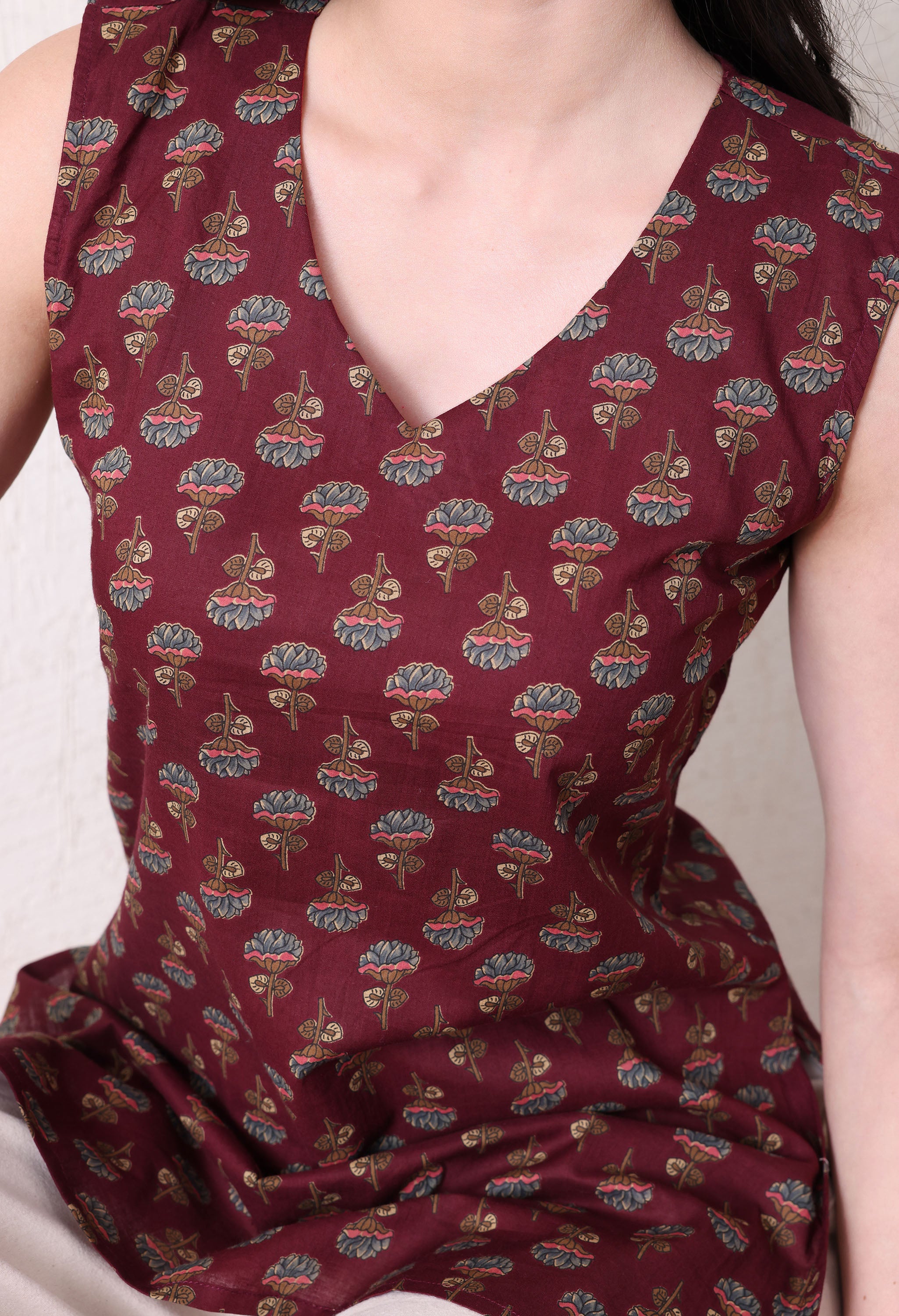 MEERA FAB Women's Floral Printed Cotton Short Top | Floral Booti Printed Top Cut Sleeves | Short Kurti for Women