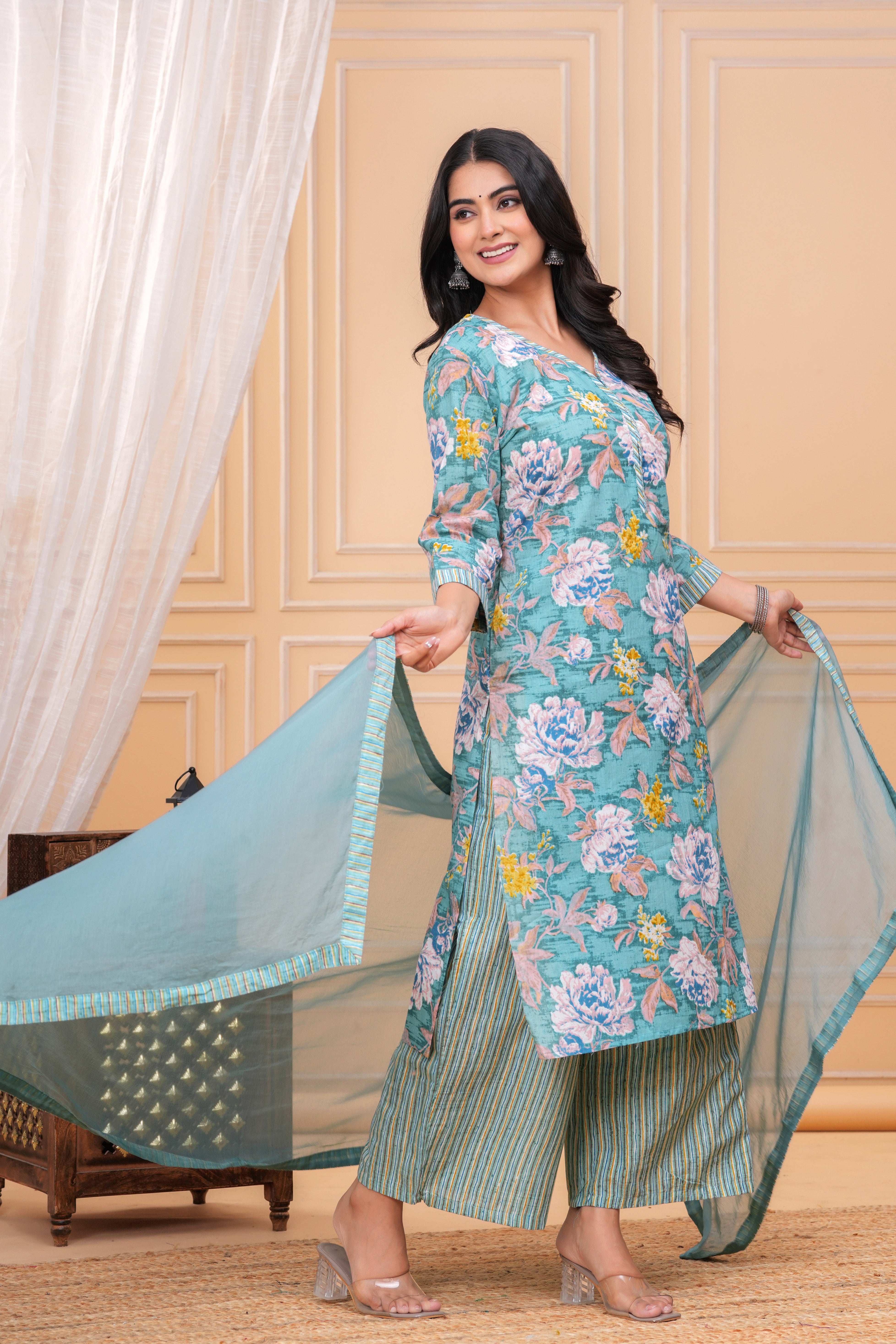MEERA FAB Women Floral Printed Regular Pure Cotton Kurta with Palazzo & Dupatta