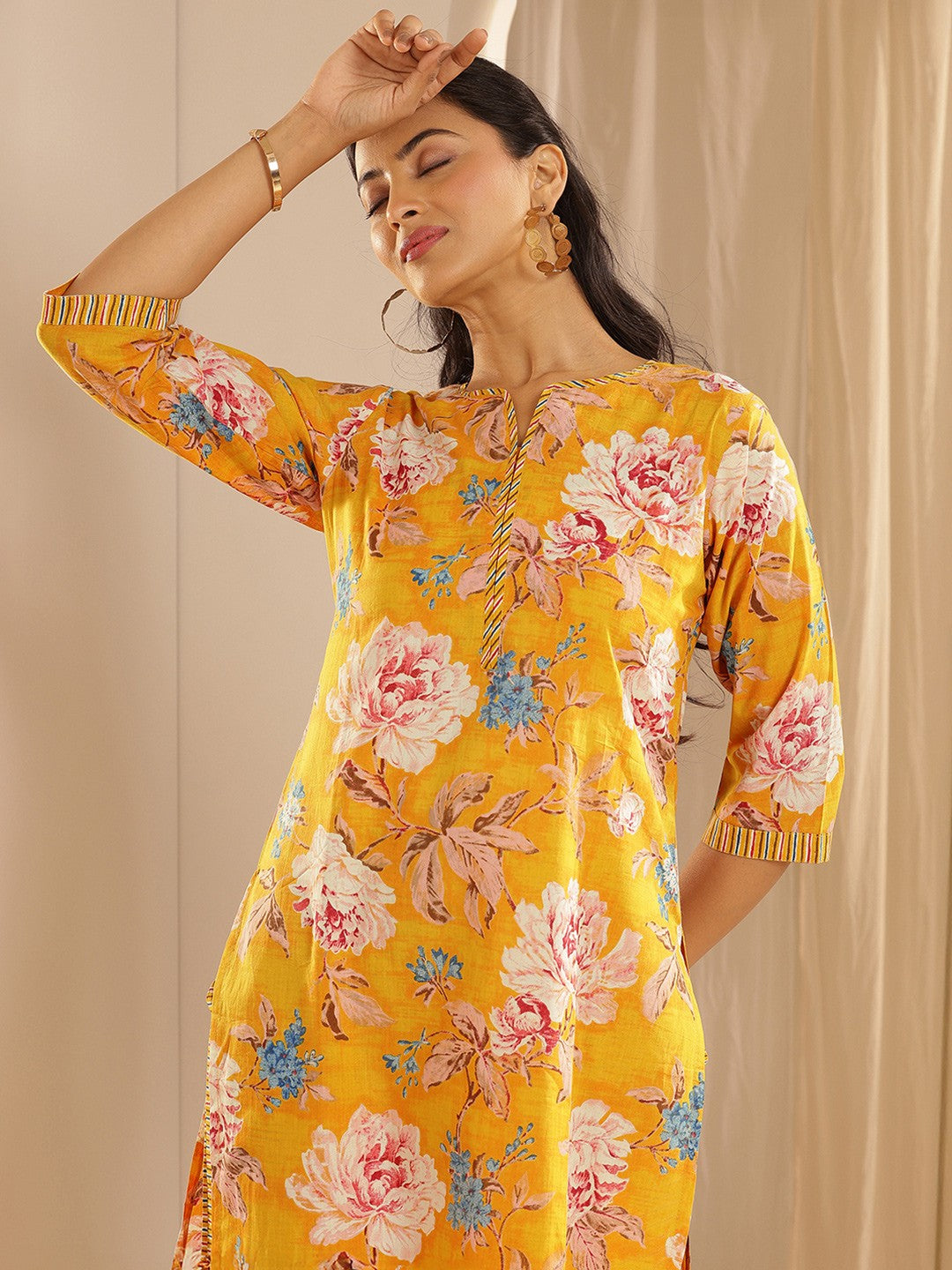 MEERA FAB Women Floral Printed Regular Pure Cotton Kurta with Palazzo & Dupatta