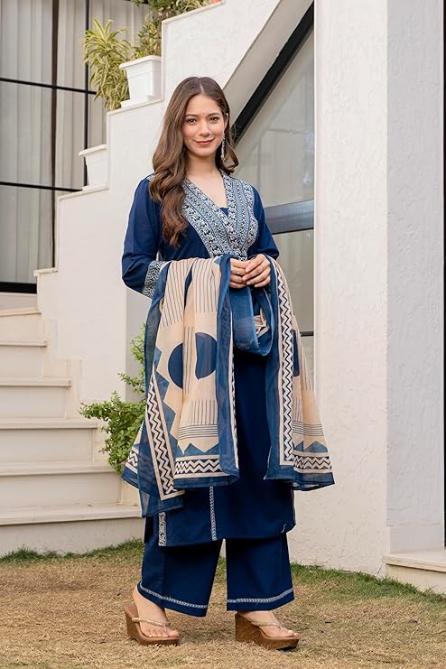 MEERA FAB Women Floral Printed Pure Cotton Straignt V-Neck Kurta with Trousers & Dupatta