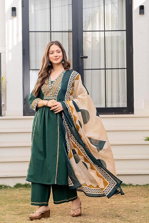 MEERA FAB Women Floral Printed Pure Cotton Straignt V-Neck Kurta with Trousers & Dupatta