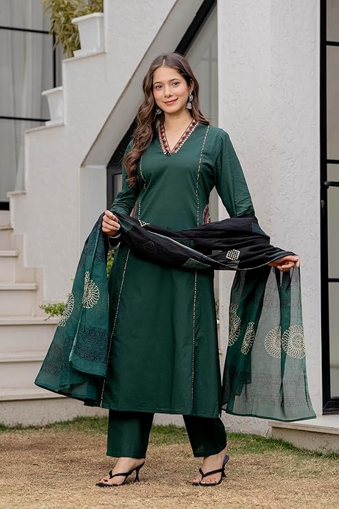 MEERA FAB Women Floral Printed Pure Cotton Straight V-Neck Kurta with Palazzos & Dupatta