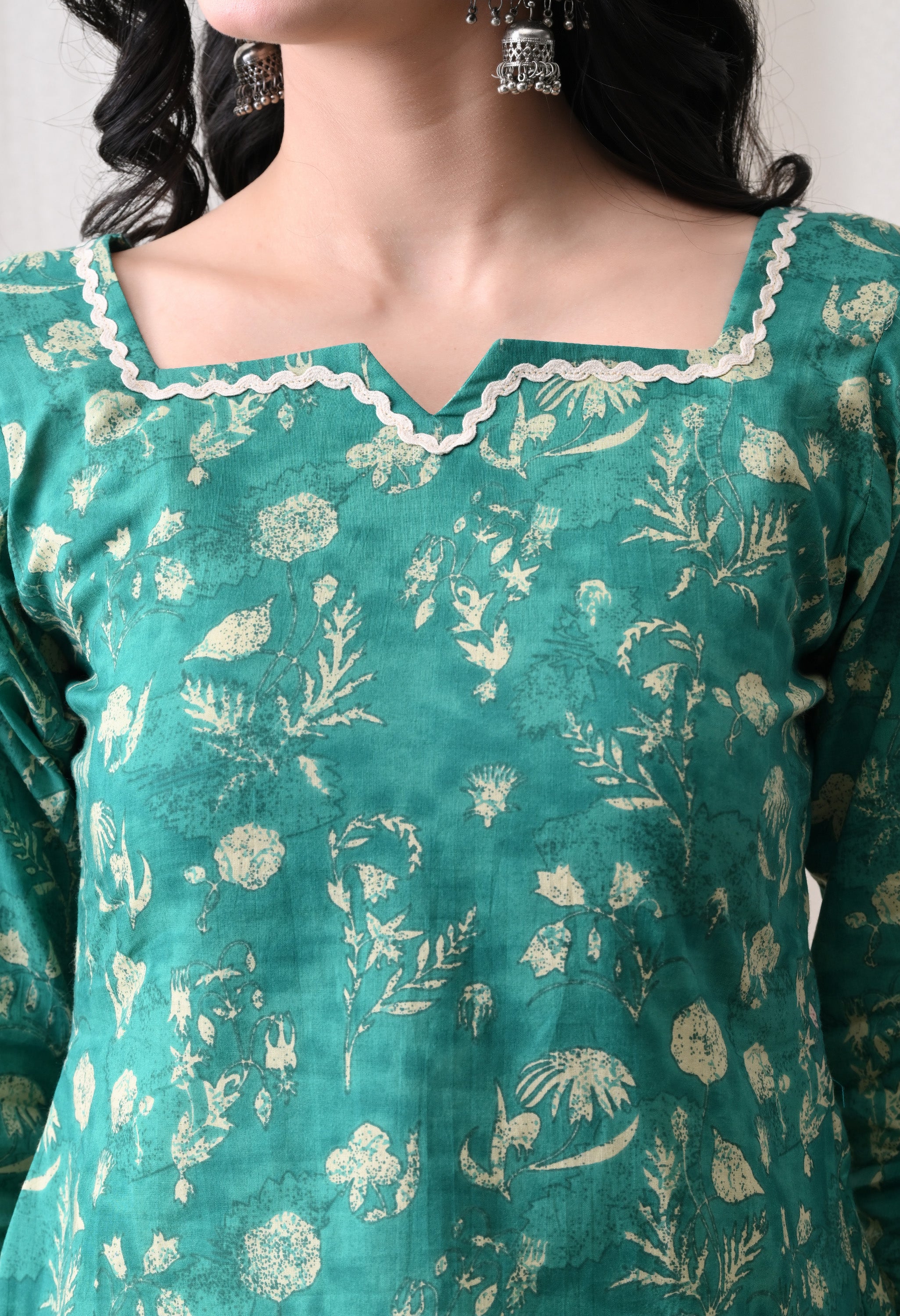 MEERA FAB Women Cotton Printed A-Line Tunic Top with Square Neck | Floral Printed Top with 3/4 Sleeves | Short Kurti for Women