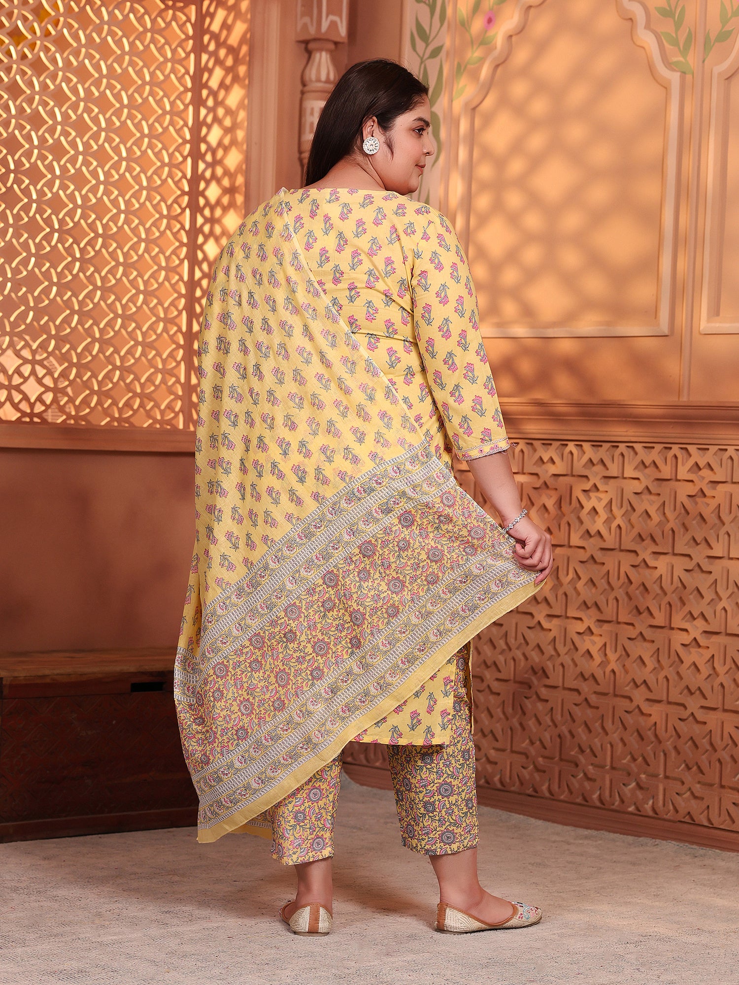 MEERA FAB Plus Size Printed Pure Cotton Straight Embrodriery Kurta with Palazzos & Dupatta