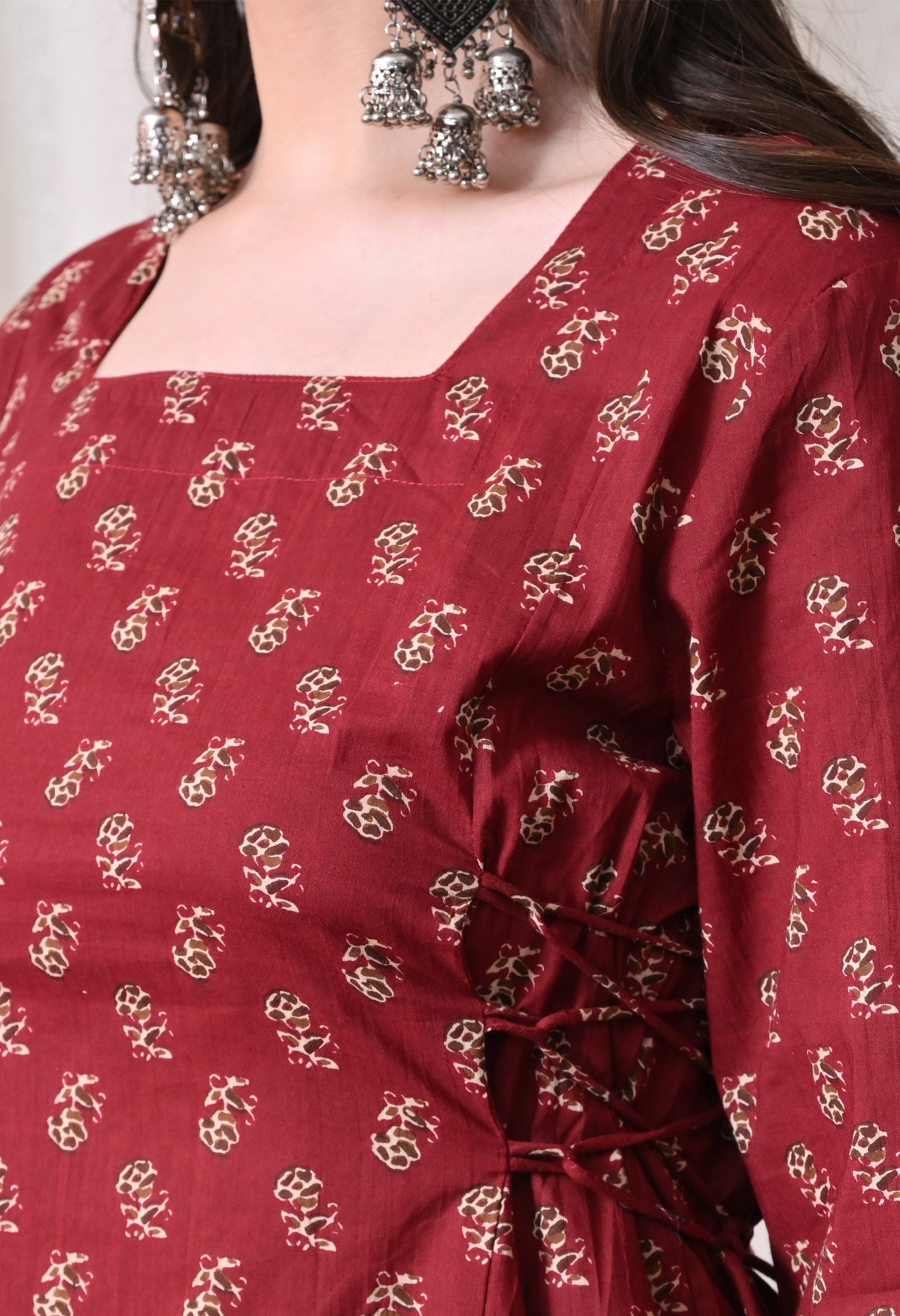 MEERA FAB Women's Floral Printed Cotton Short Kurta Square Neck | Floral Printed Kurta with Full Sleeves | Short Kurti for Women
