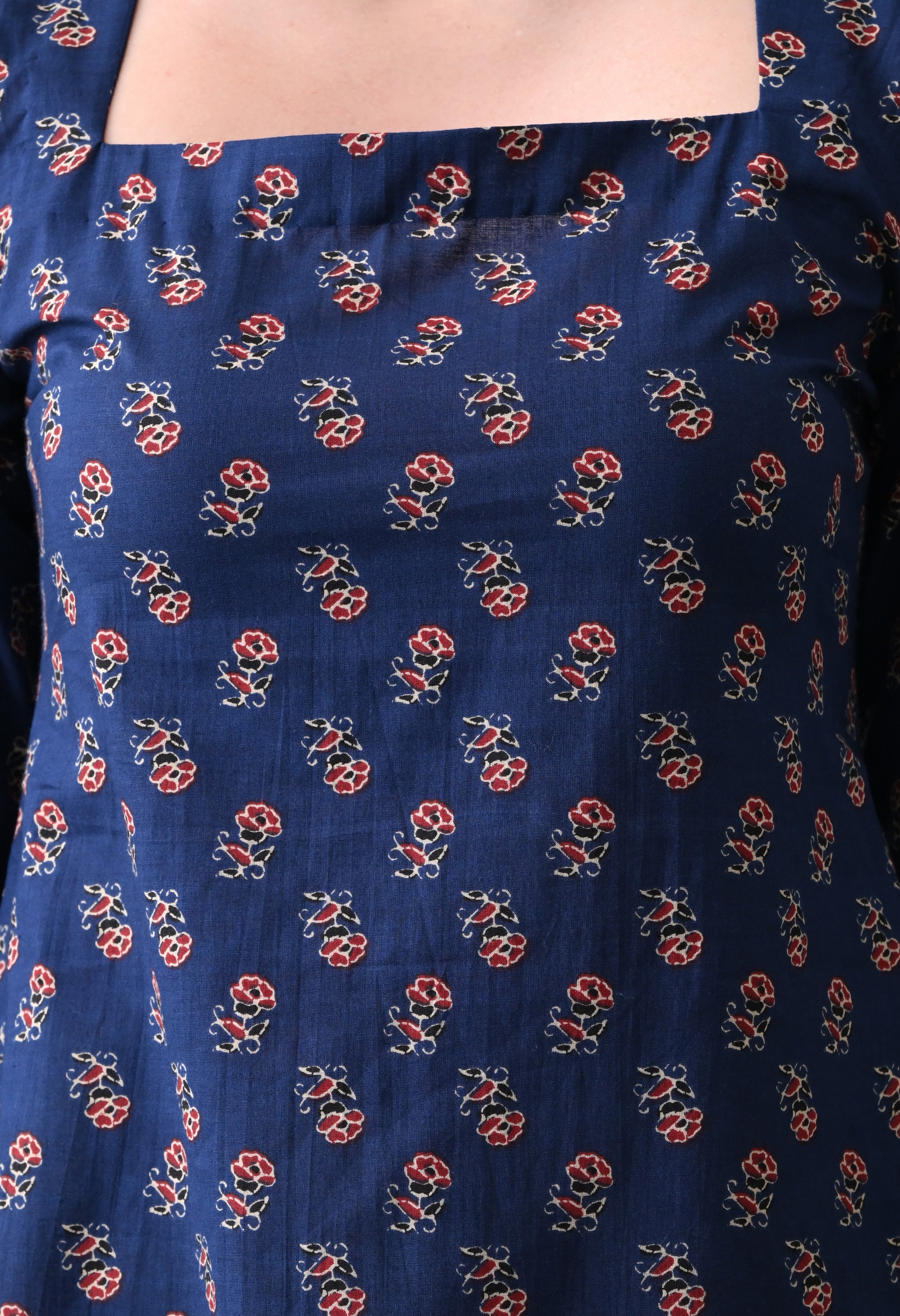 MEERA FAB Women’s Cotton Printed Straight Kurti Top |Square Neck Long Sleeve Casual Ethnic Tunic for Women