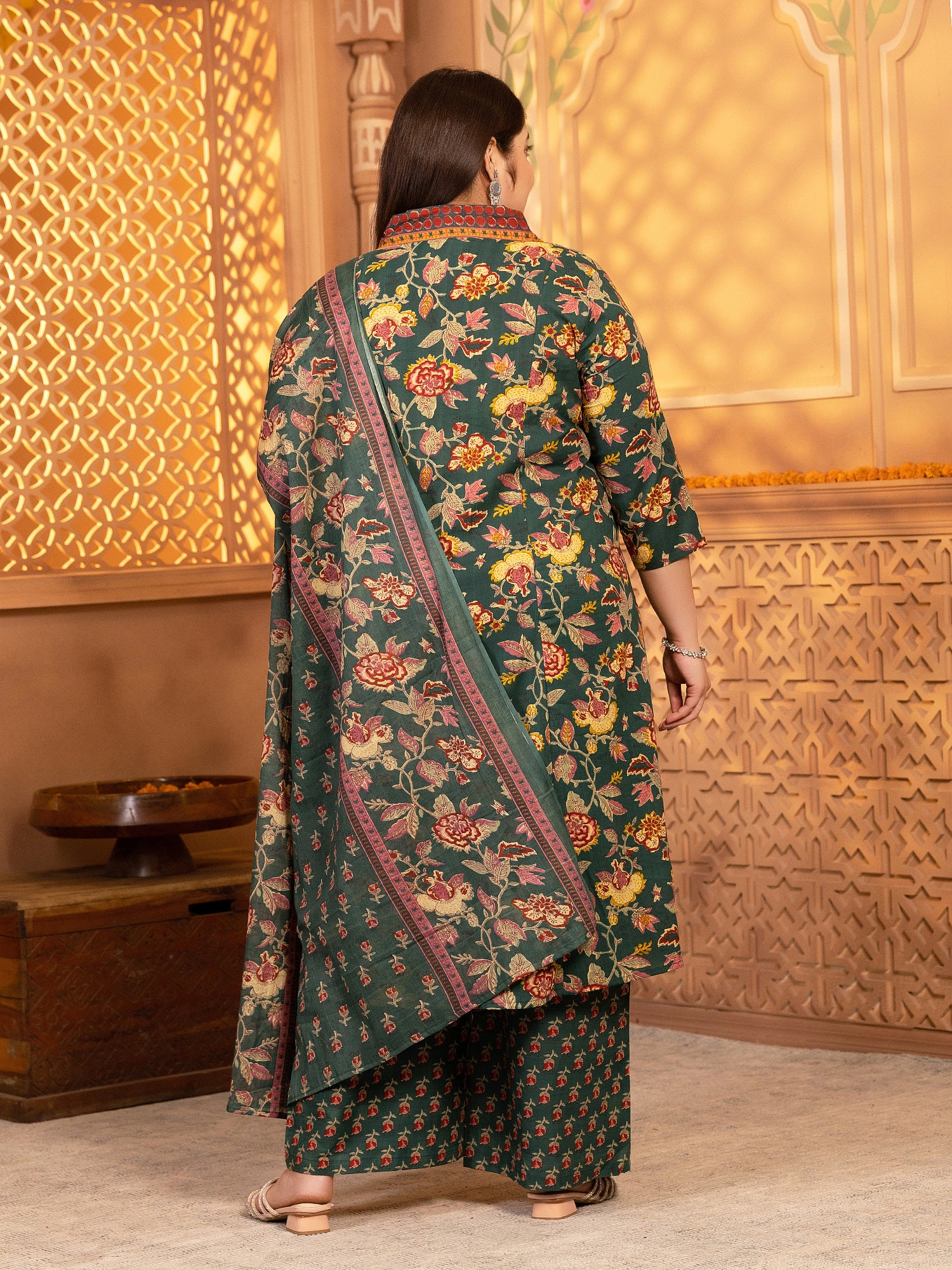 MEERA FAB Women's Cotton Blend V-Neck Plus Size Kurta Printed Kurta with Palazzo & Dupatta Set