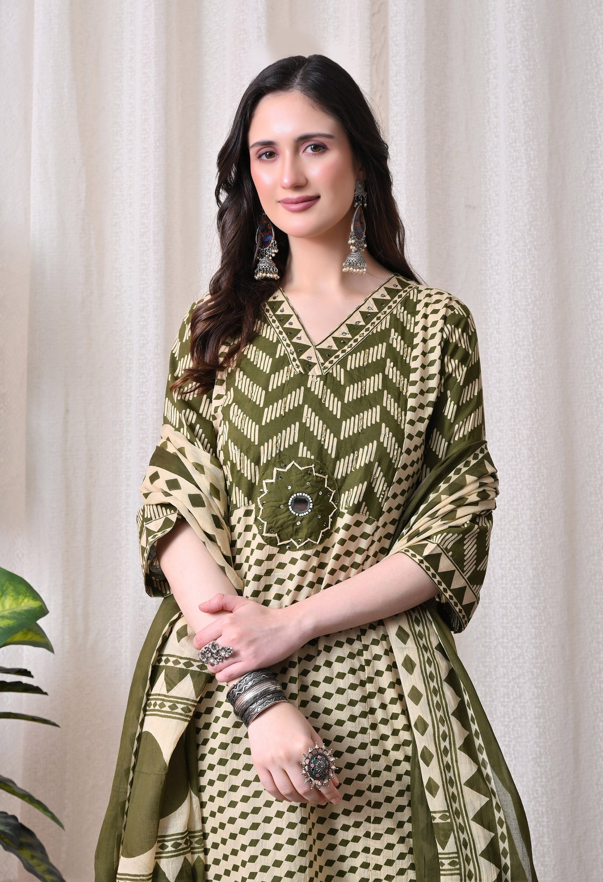 MEERA FAB Women Printed Regular Pure Cotton Straight Embroidery Kurta with Palazzos & with Dupatta