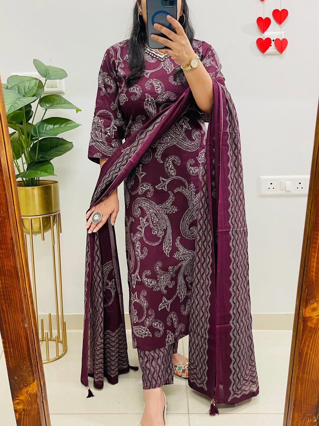 MEERA FAB Women Floral Printed Panelled Sequinned Pure Cotton Anarkali V-Neck Kurta with Trousers & Dupatta