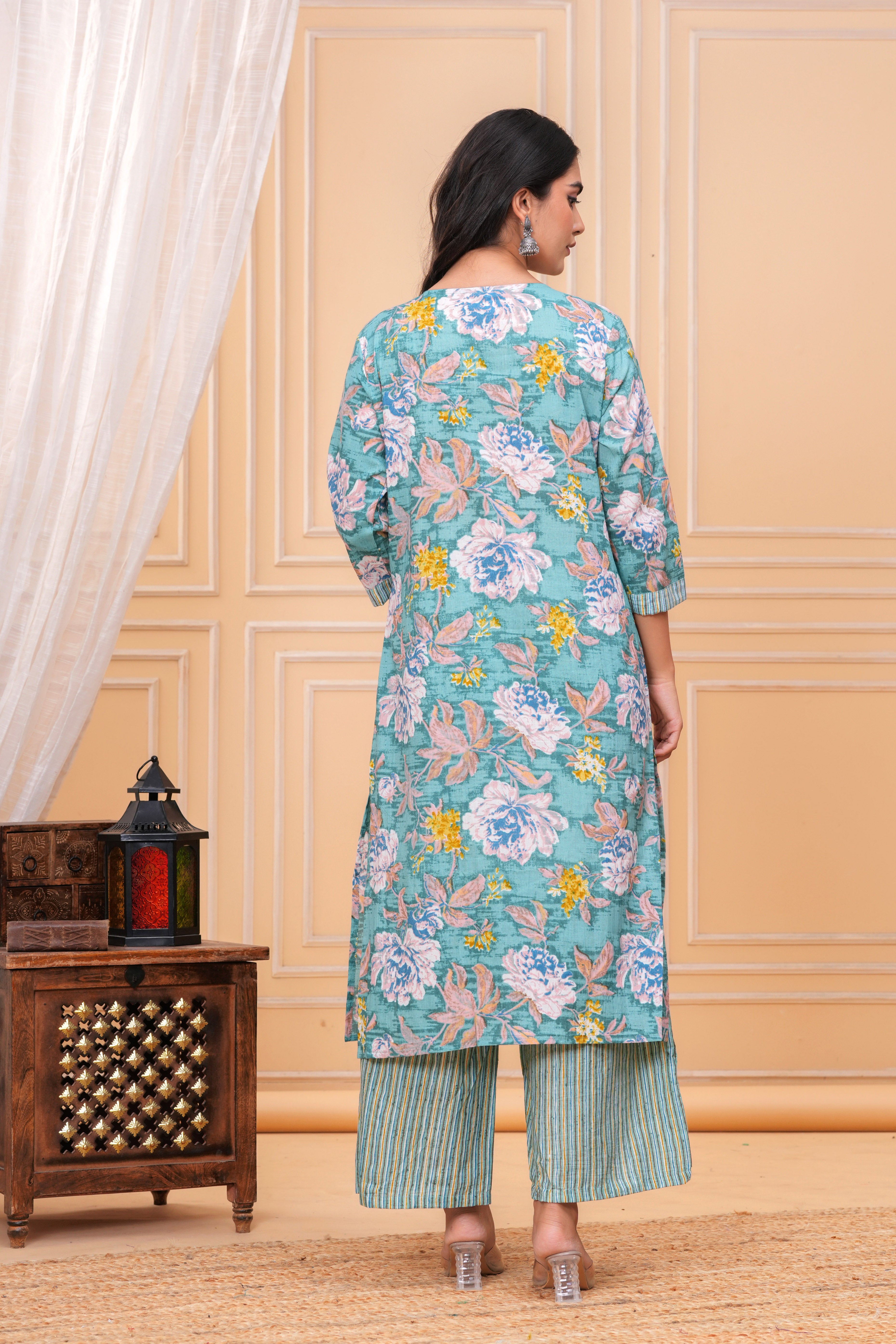MEERA FAB Women Floral Printed Regular Pure Cotton Kurta with Palazzo & Dupatta