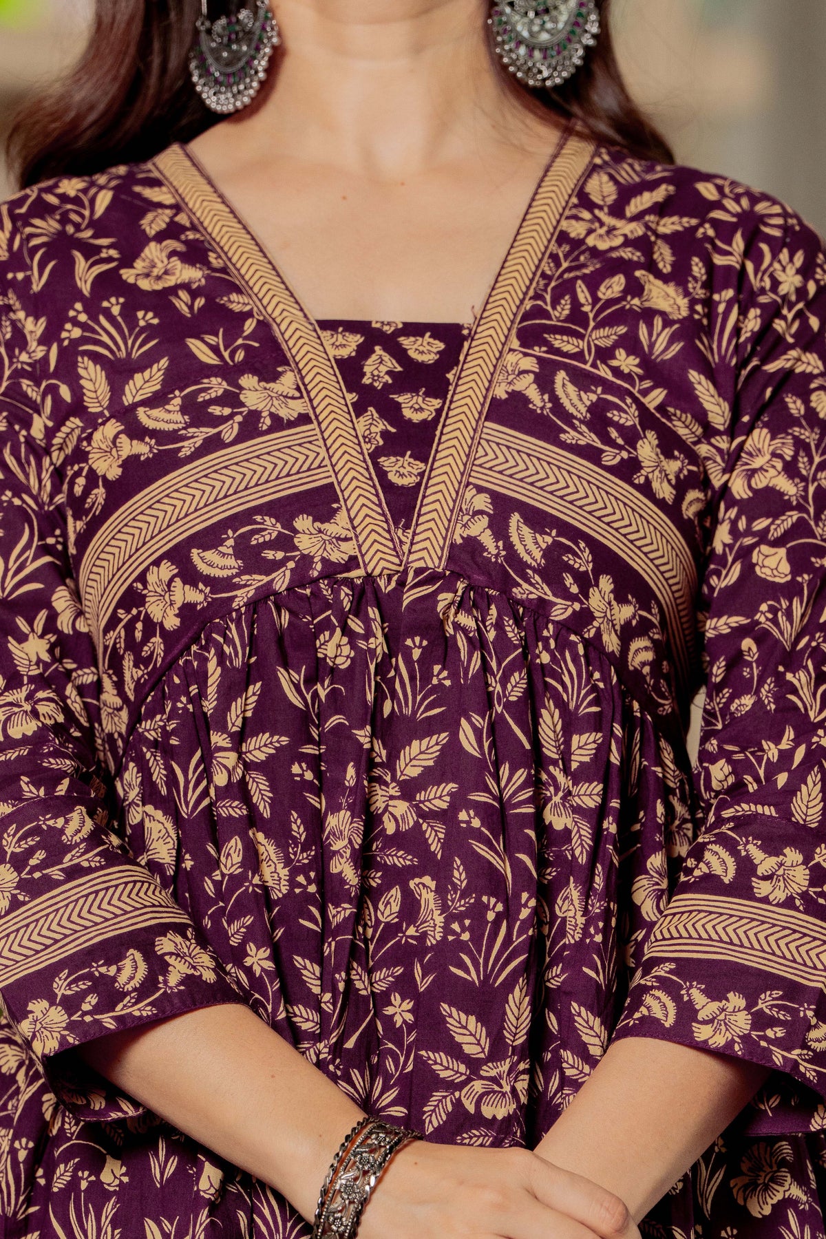 MEERA FAB Women Floral Printed Regular Pure Cotton V NECK Anarkali Kurta with Palazzos & with Dupatta