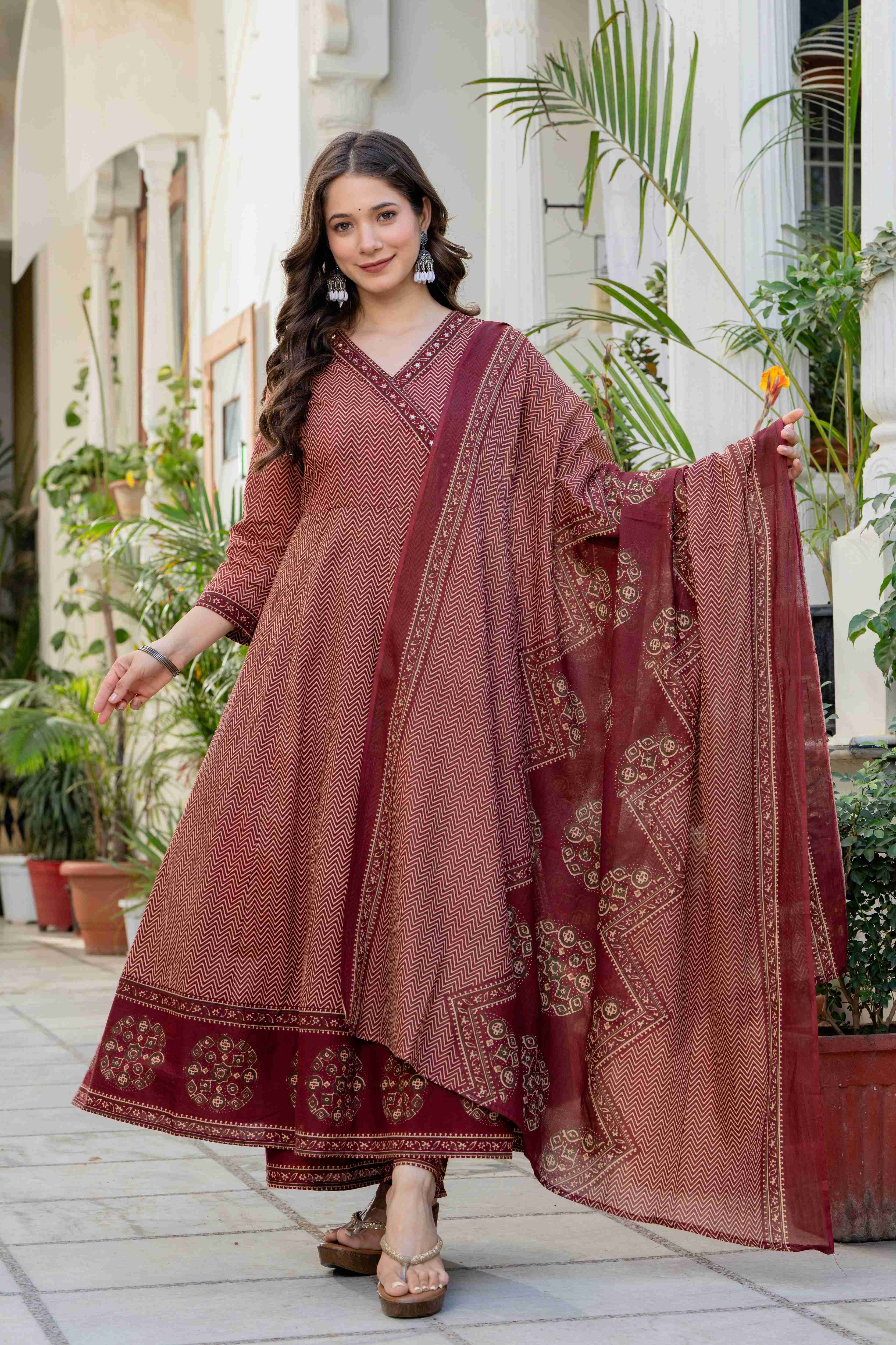 MEERA FAB Women Printed Regular Pure Cotton Kurta with Palazzos & With Dupatta