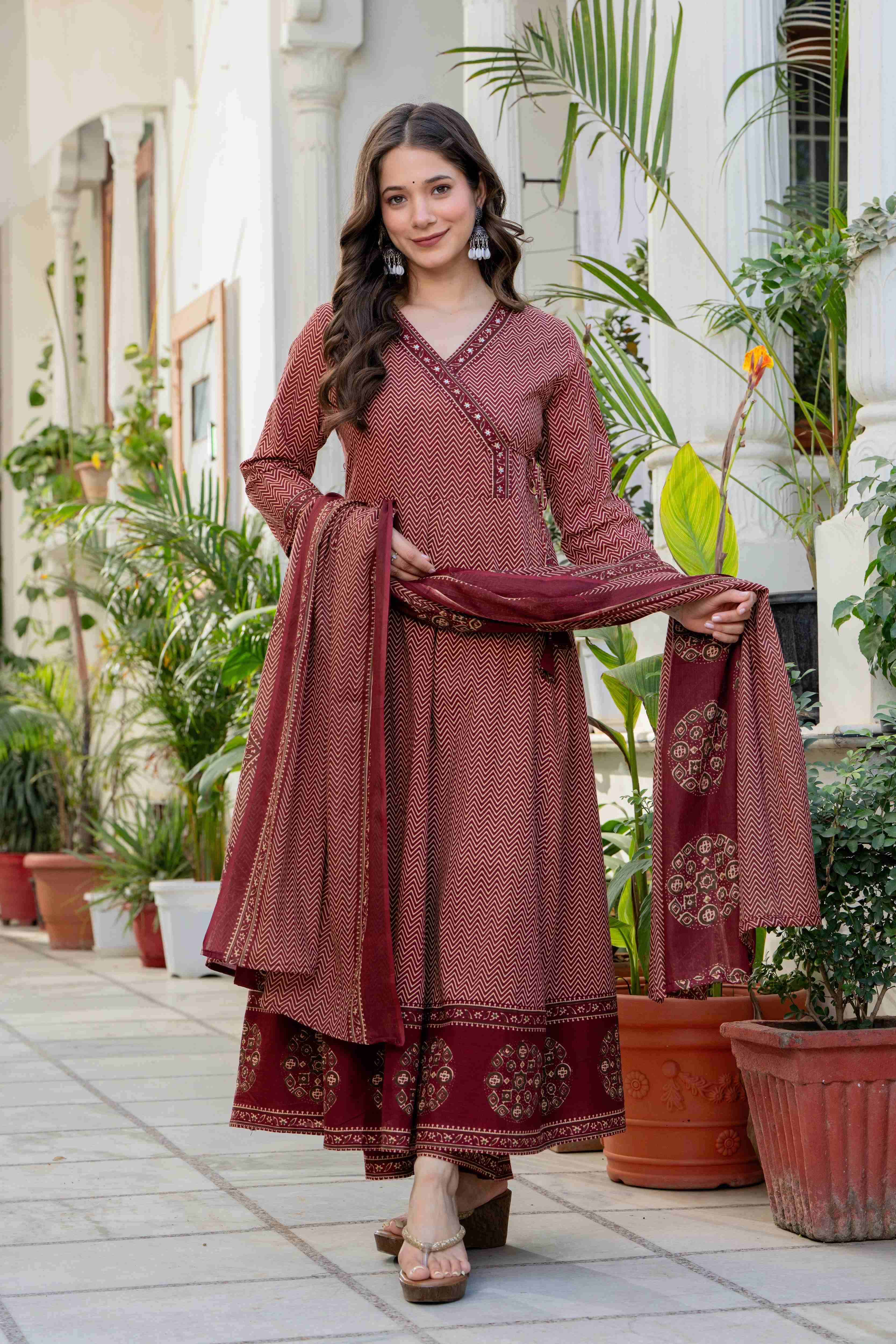MEERA FAB Women Printed Regular Pure Cotton Kurta with Palazzos & With Dupatta