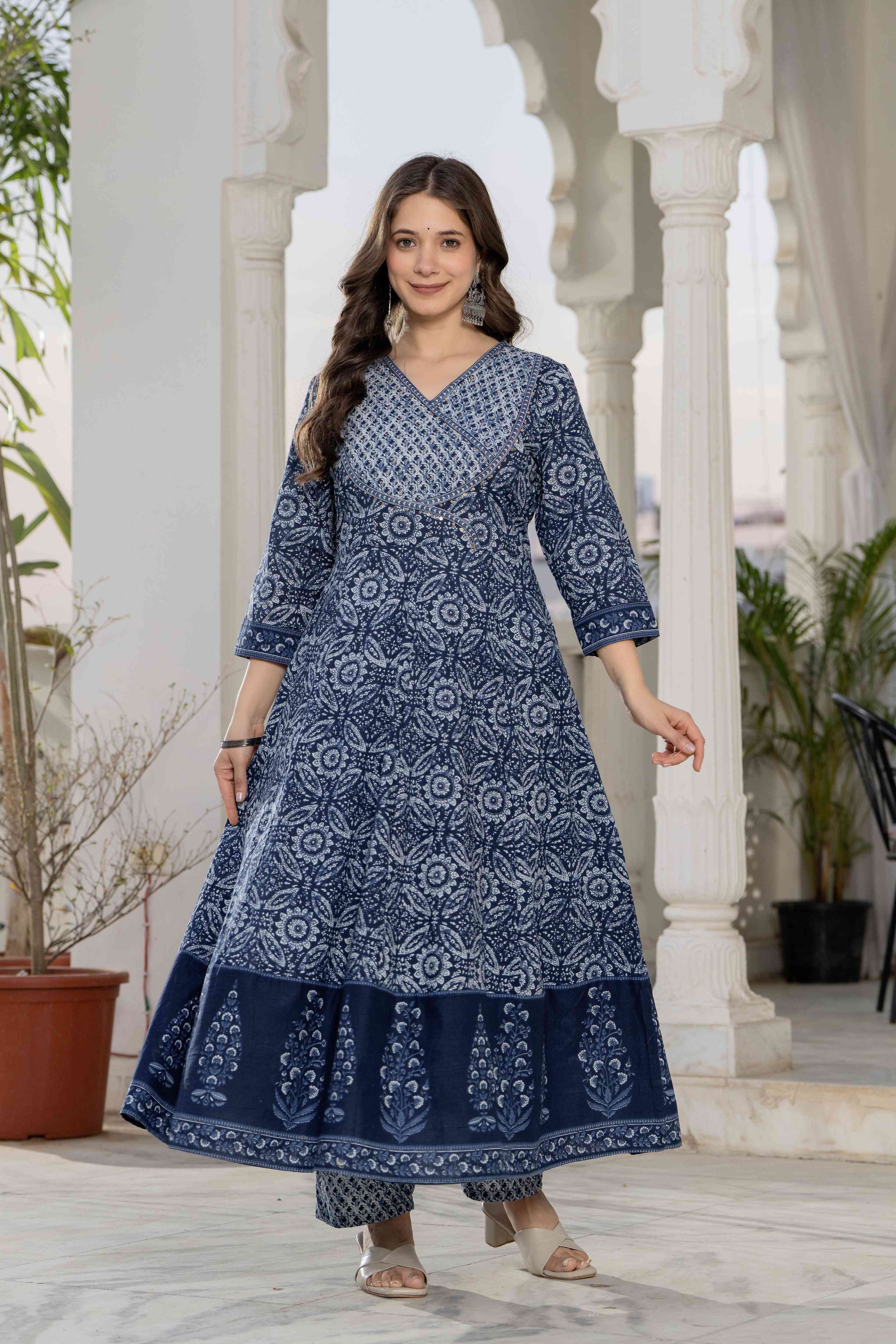 MEERA FAB Women Floral Printed Pure Cotton Anarkali Kurta with Palazzos & Dupatta