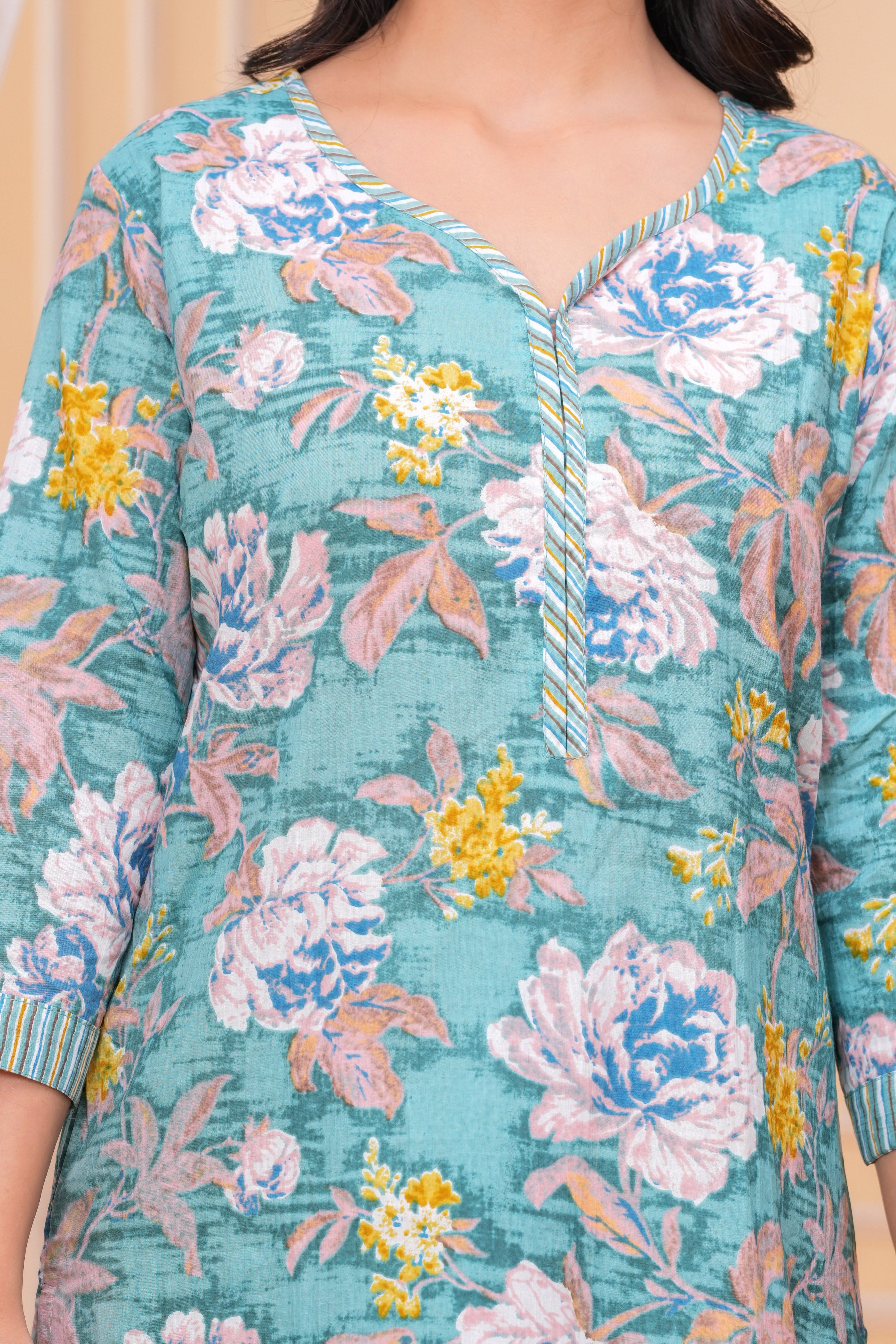 MEERA FAB Women Floral Printed Regular Pure Cotton Kurta with Palazzo & Dupatta