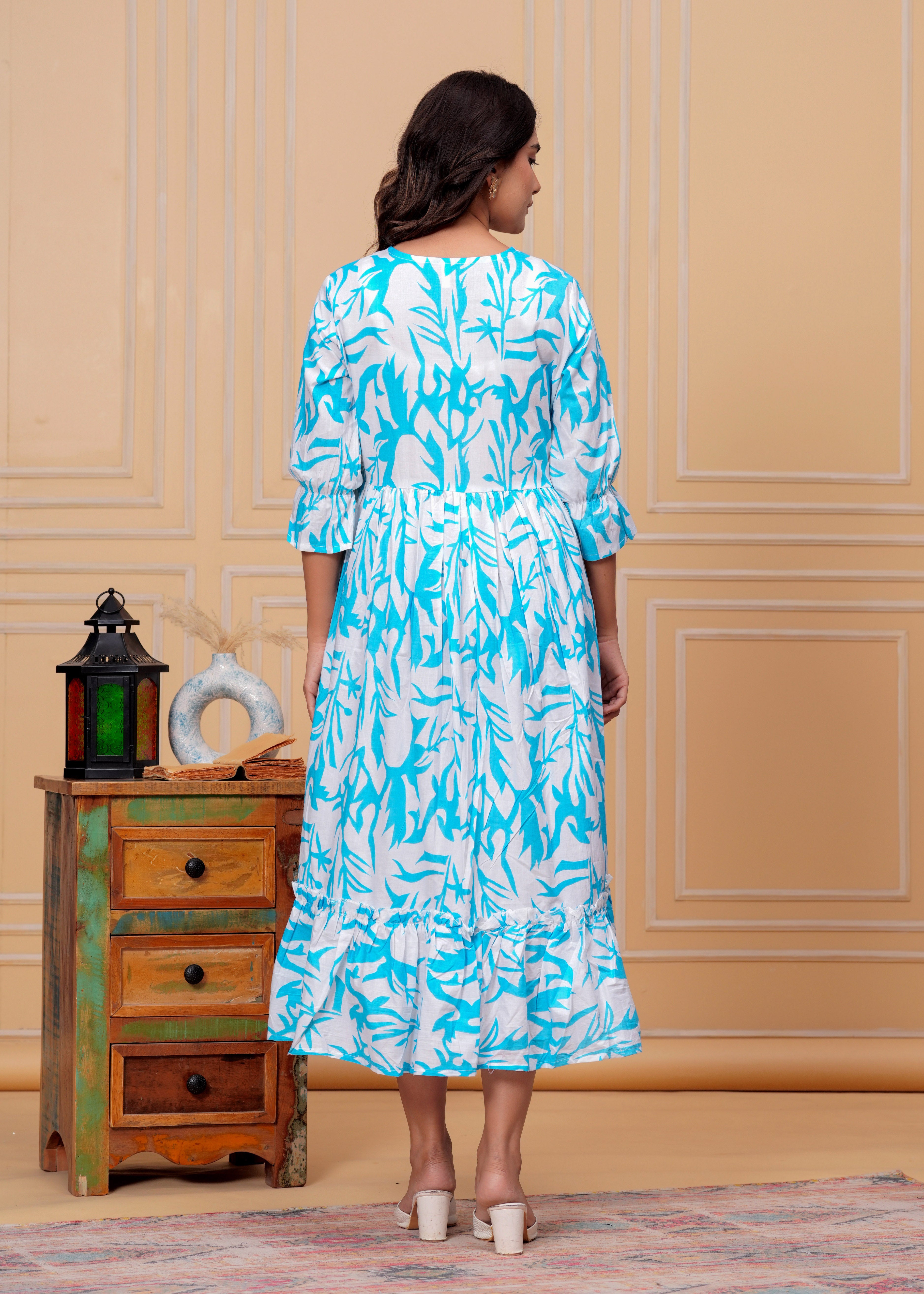 MEERA FAB Women's Pure Cotton Regular Fit Anarkali Floral Printed Regular Kurta